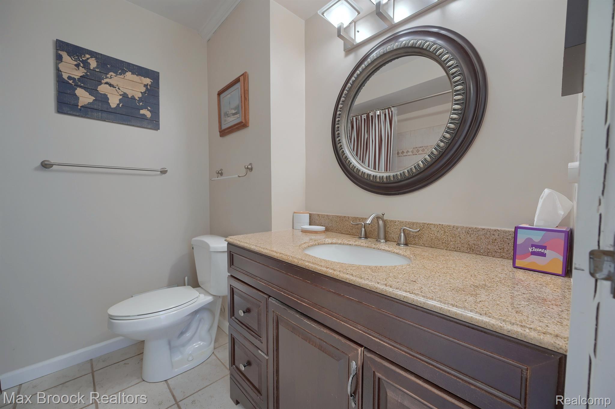 2027 KLINGENSMITH Road Unit: 105