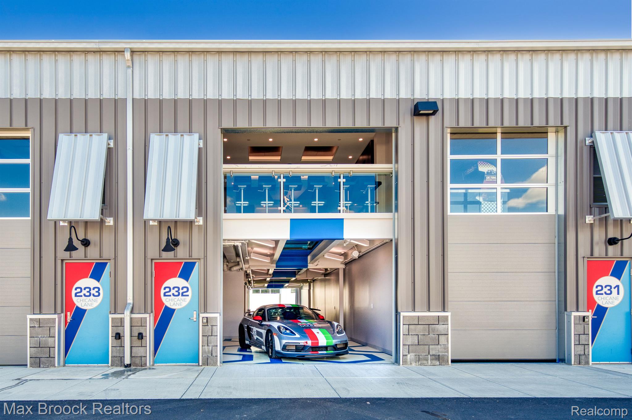 232 CHICANE Lane