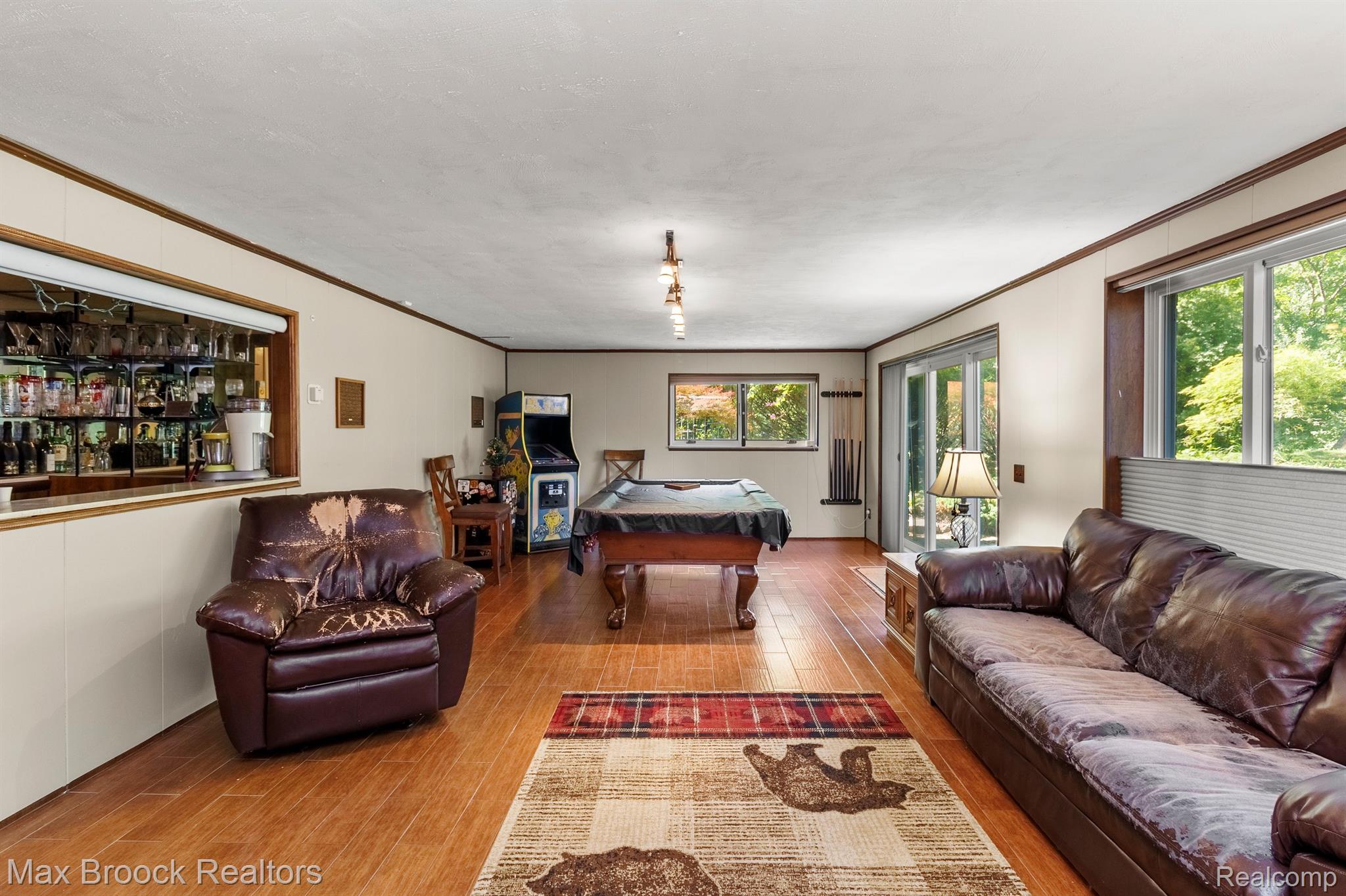 1904 SHORE HILL Drive