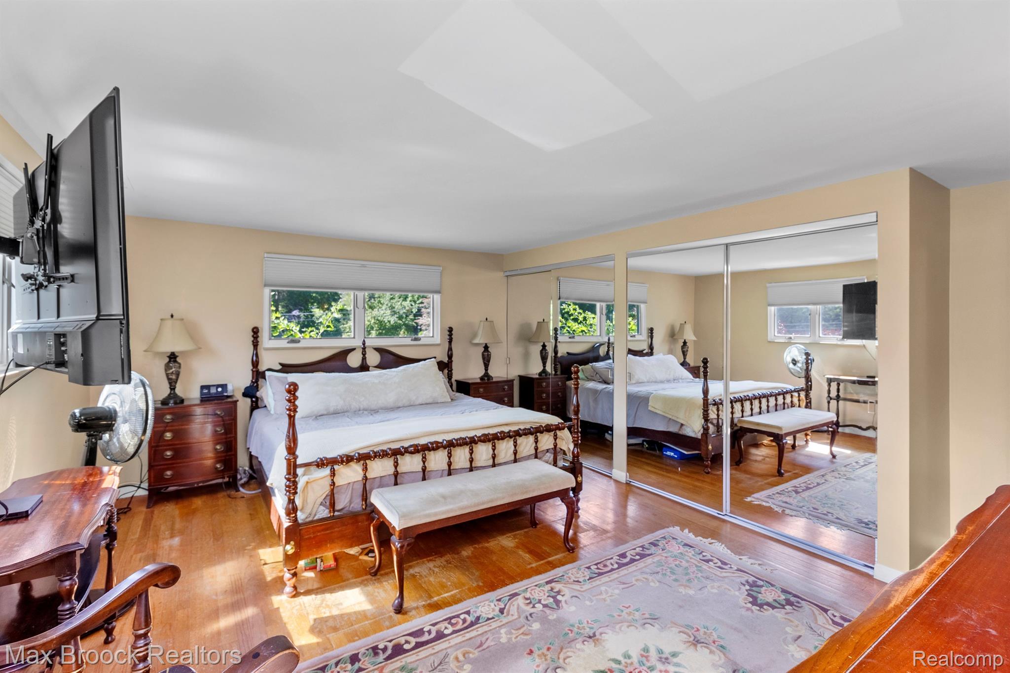 1904 SHORE HILL Drive