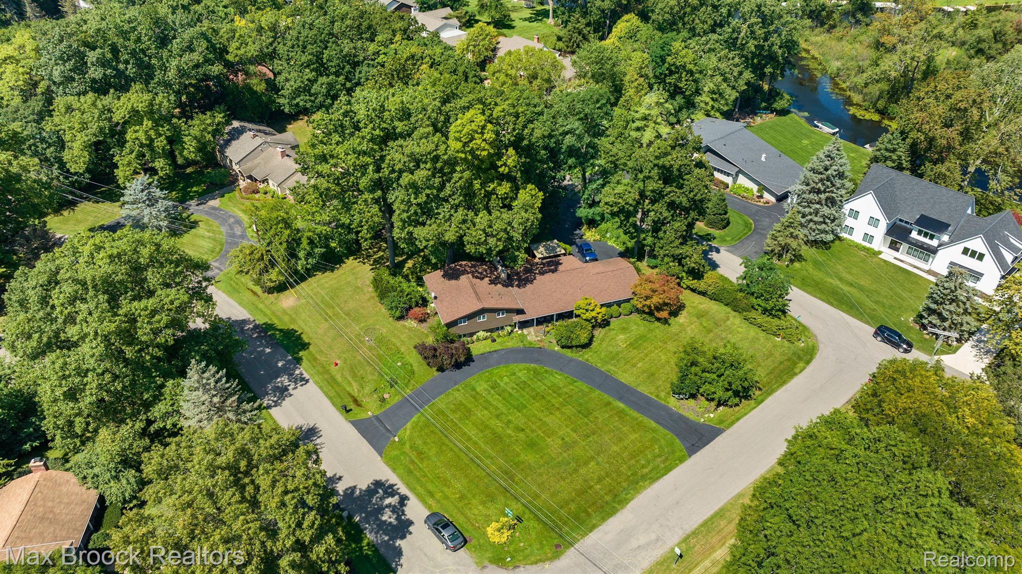 1904 SHORE HILL Drive
