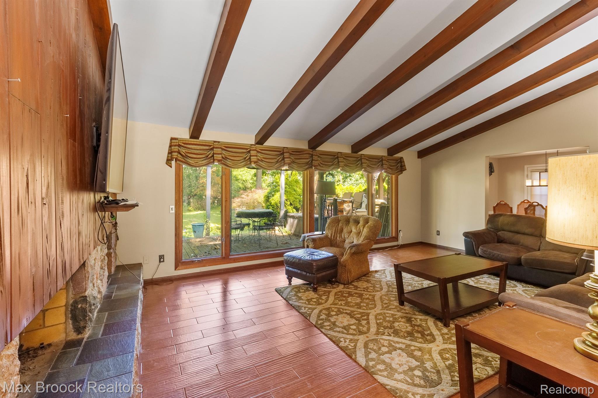 1904 SHORE HILL Drive