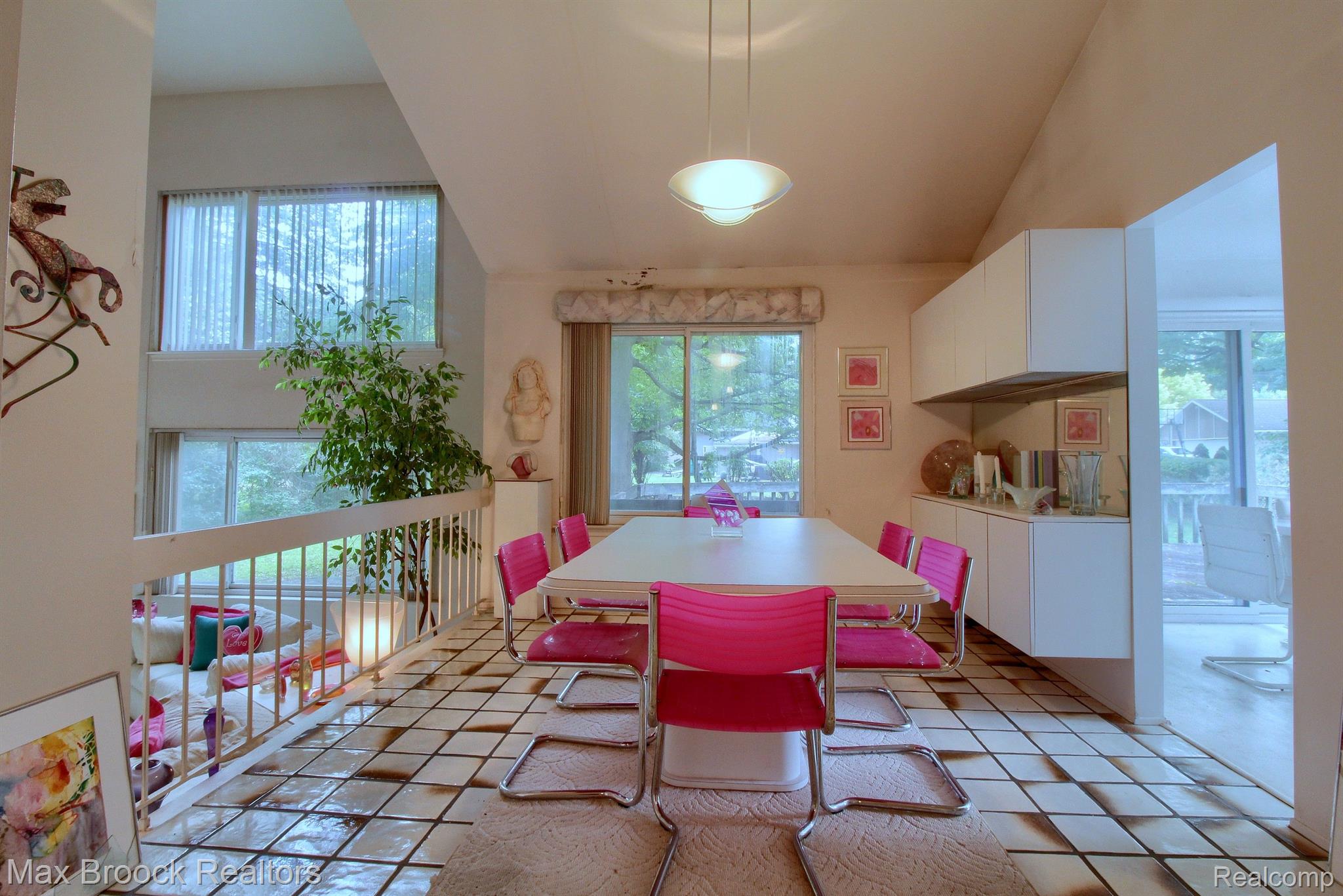 34347 LAKEHURST Drive