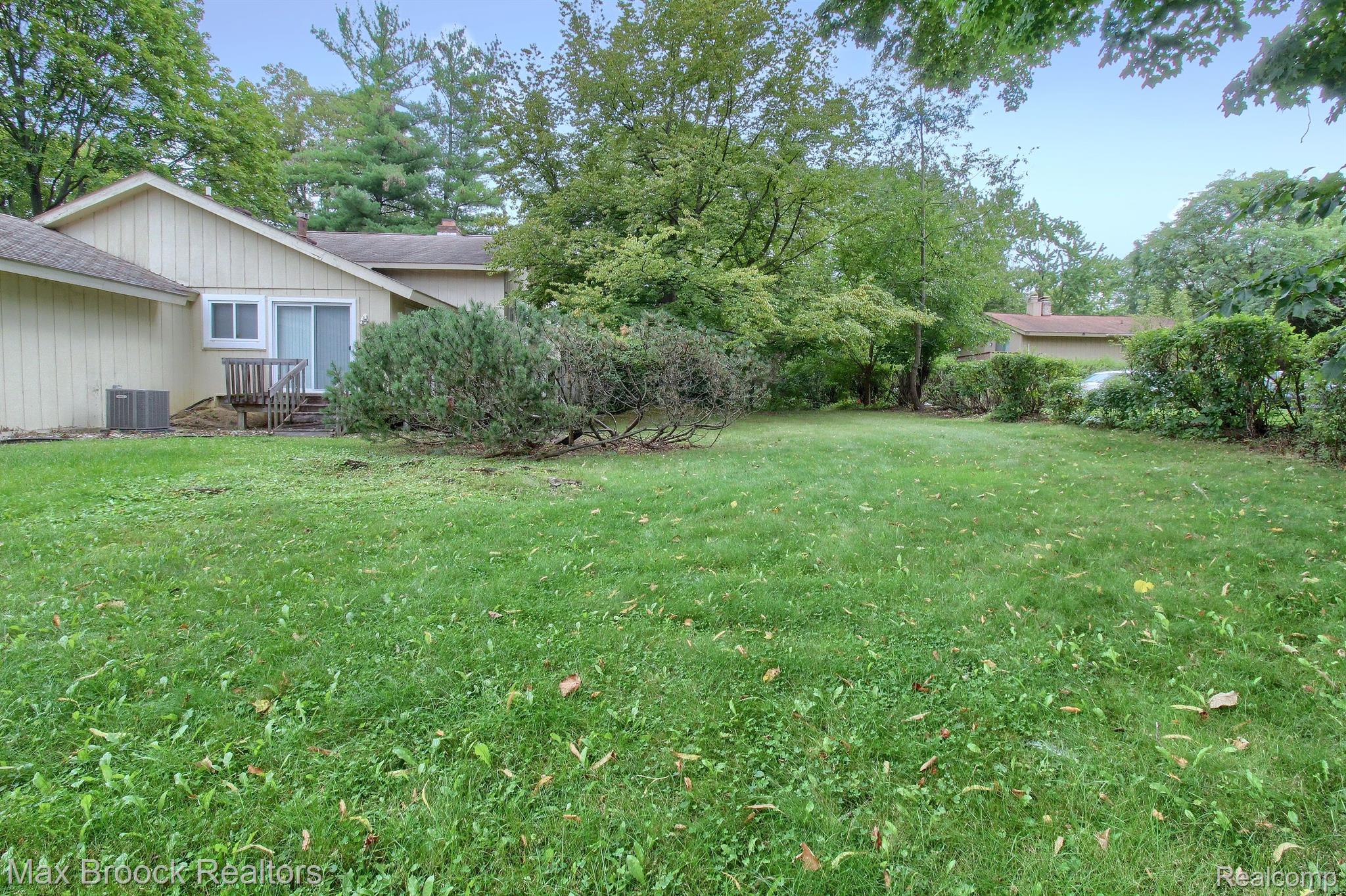 34347 LAKEHURST Drive