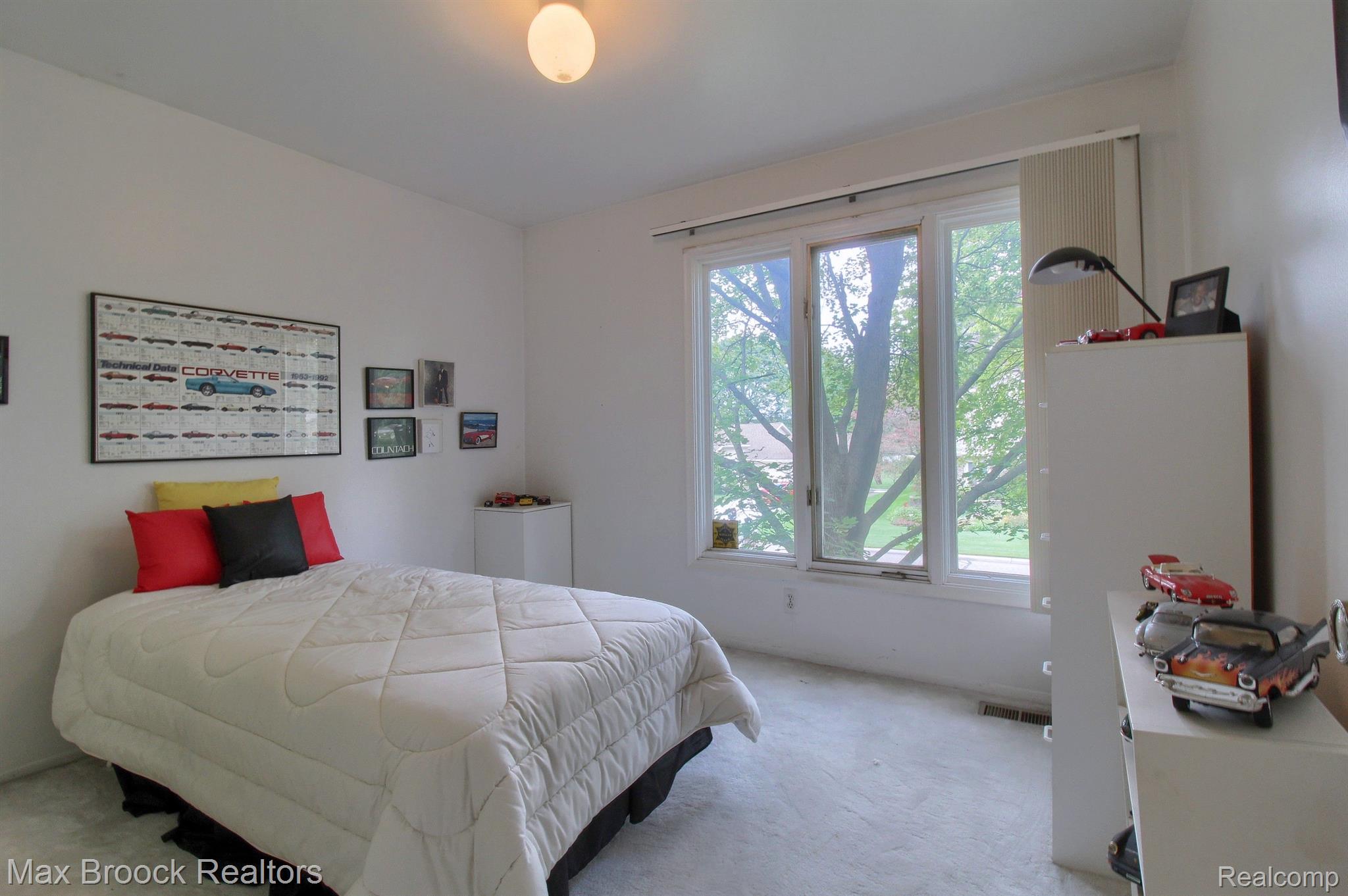34347 LAKEHURST Drive