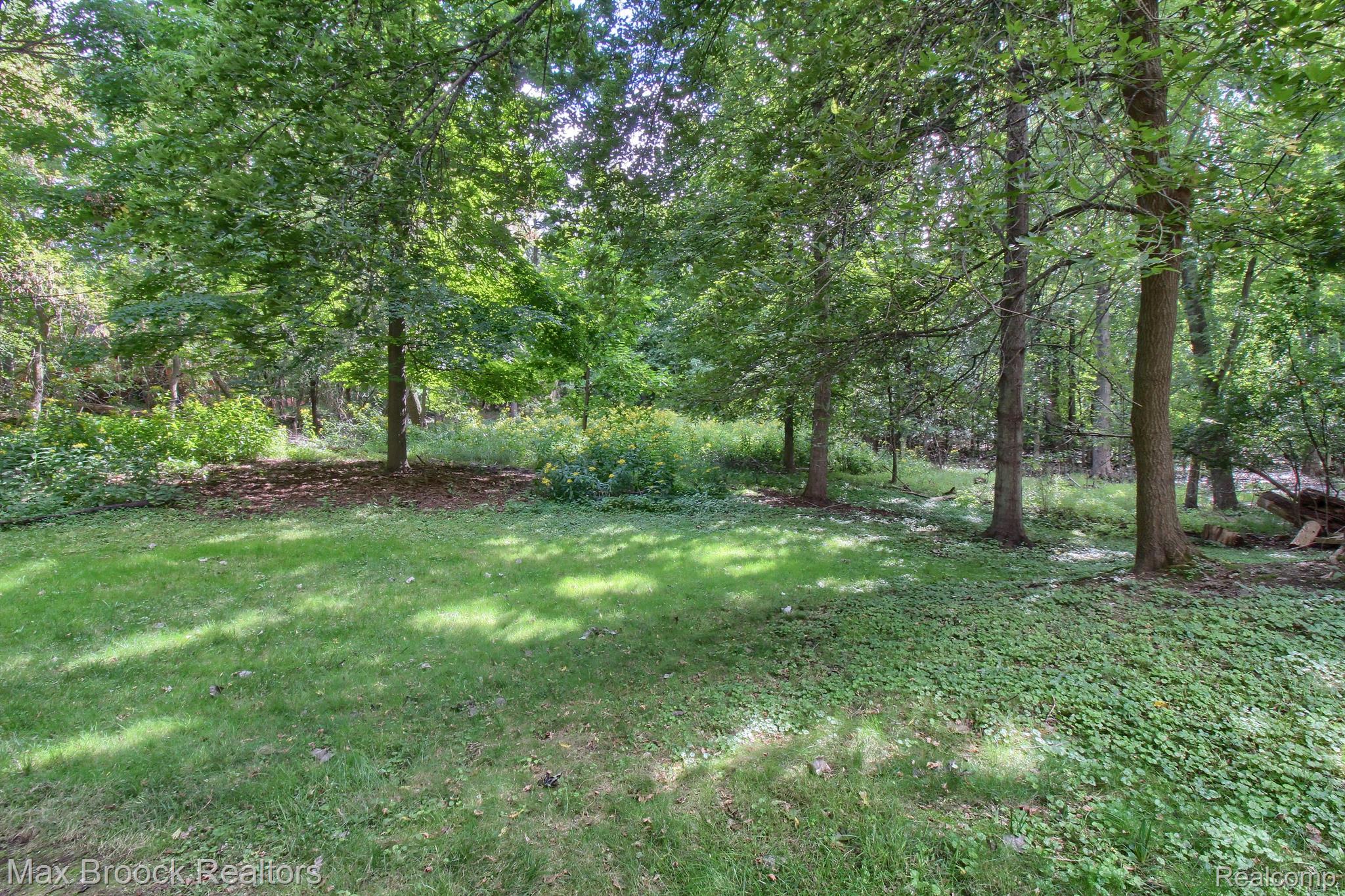 5811 Pontiac Trail