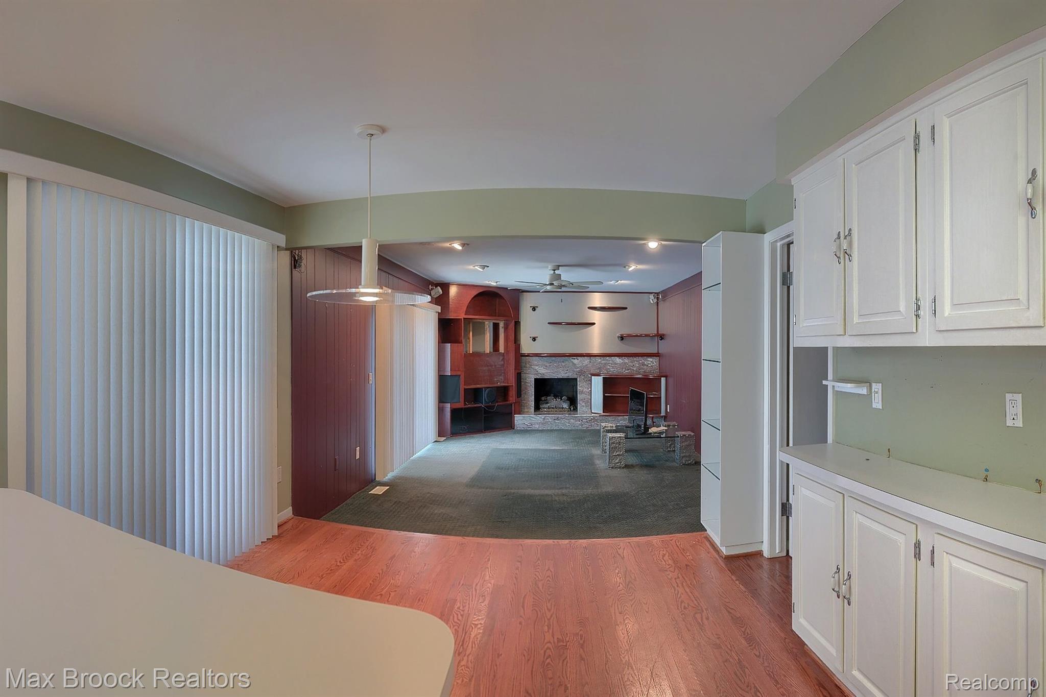 28857 LAKE PARK Drive