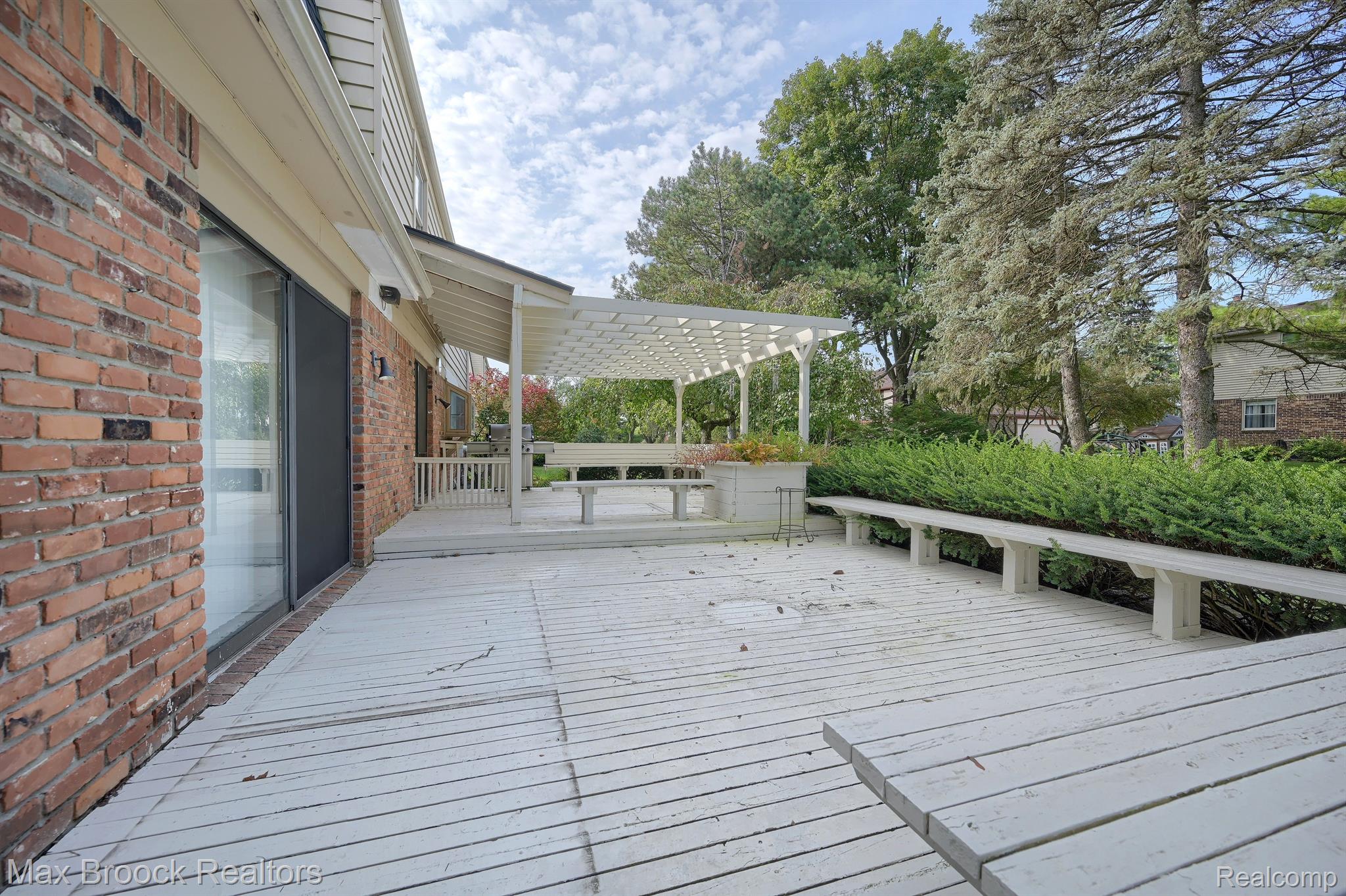 28857 LAKE PARK Drive