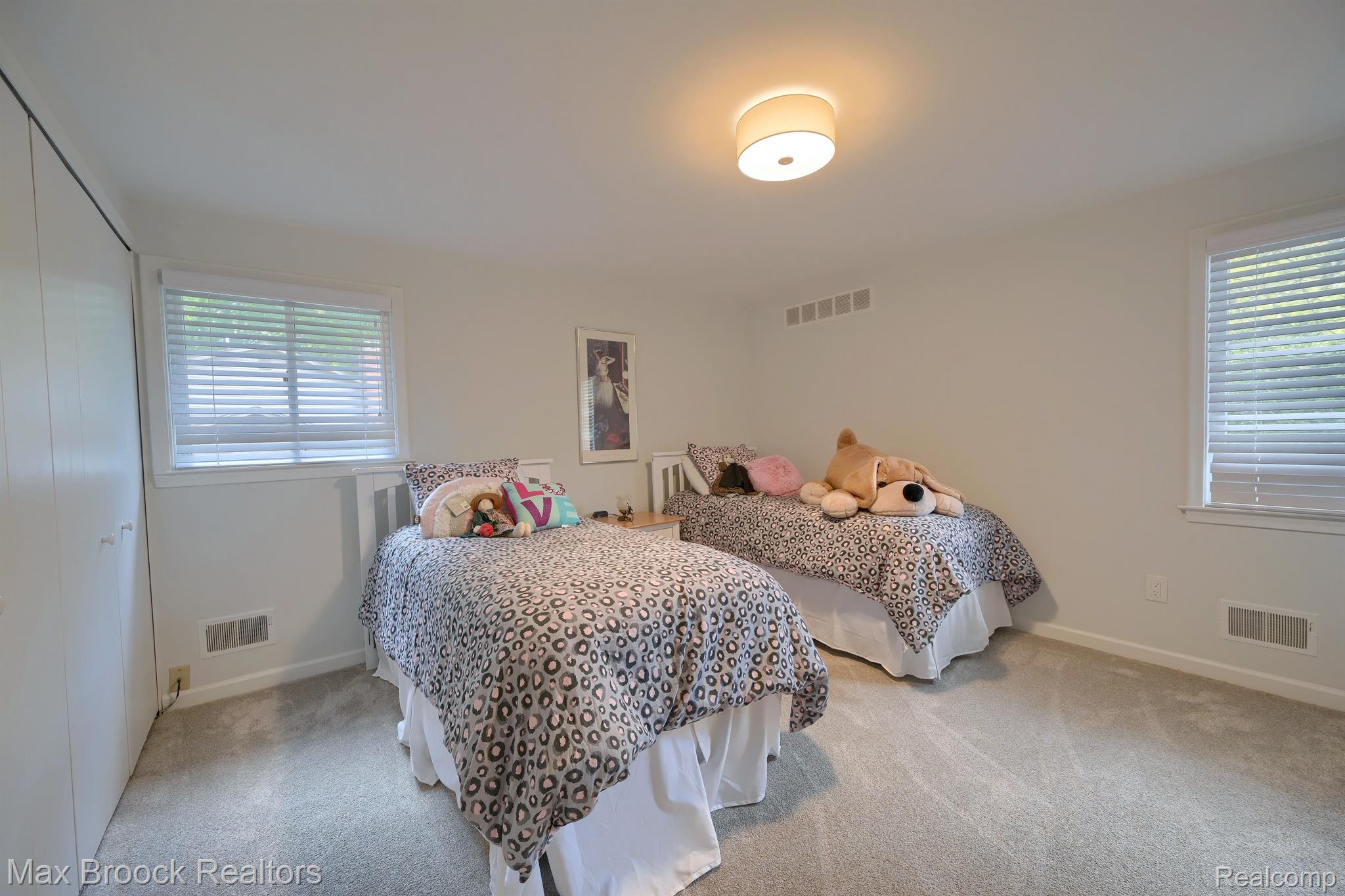 35181 SPRING HILL Road