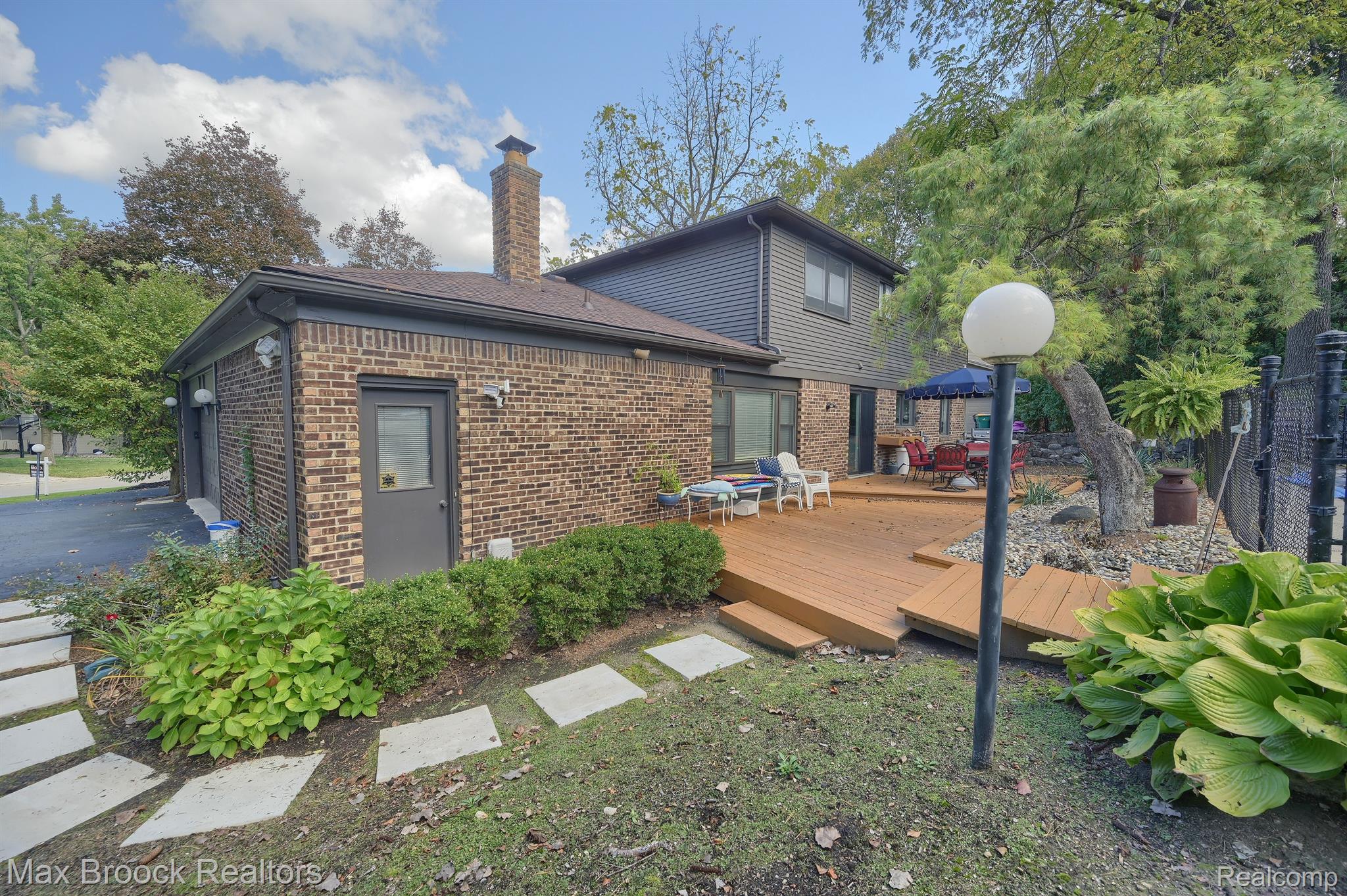 35181 SPRING HILL Road