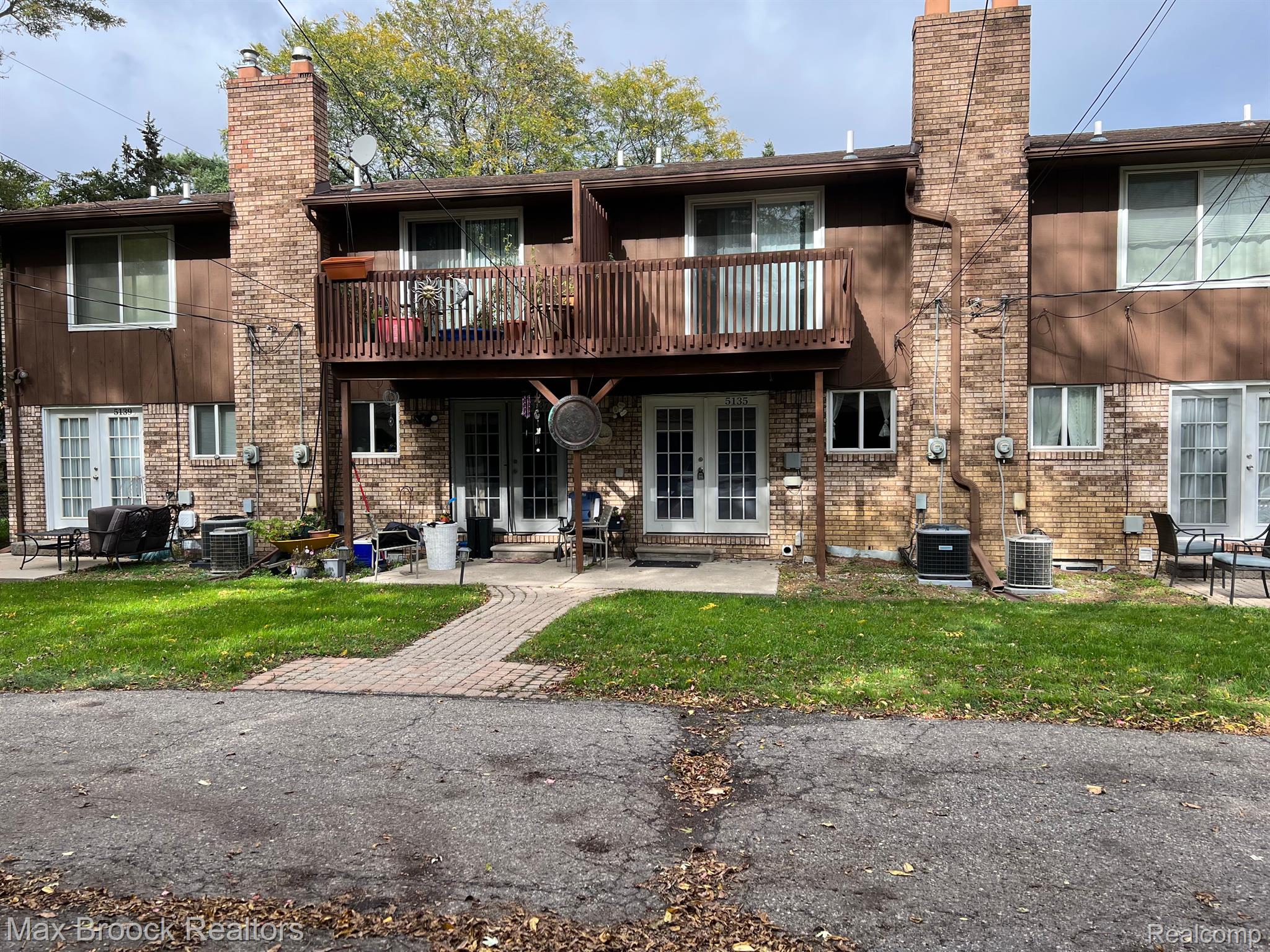5133 CASS ELIZABETH Road