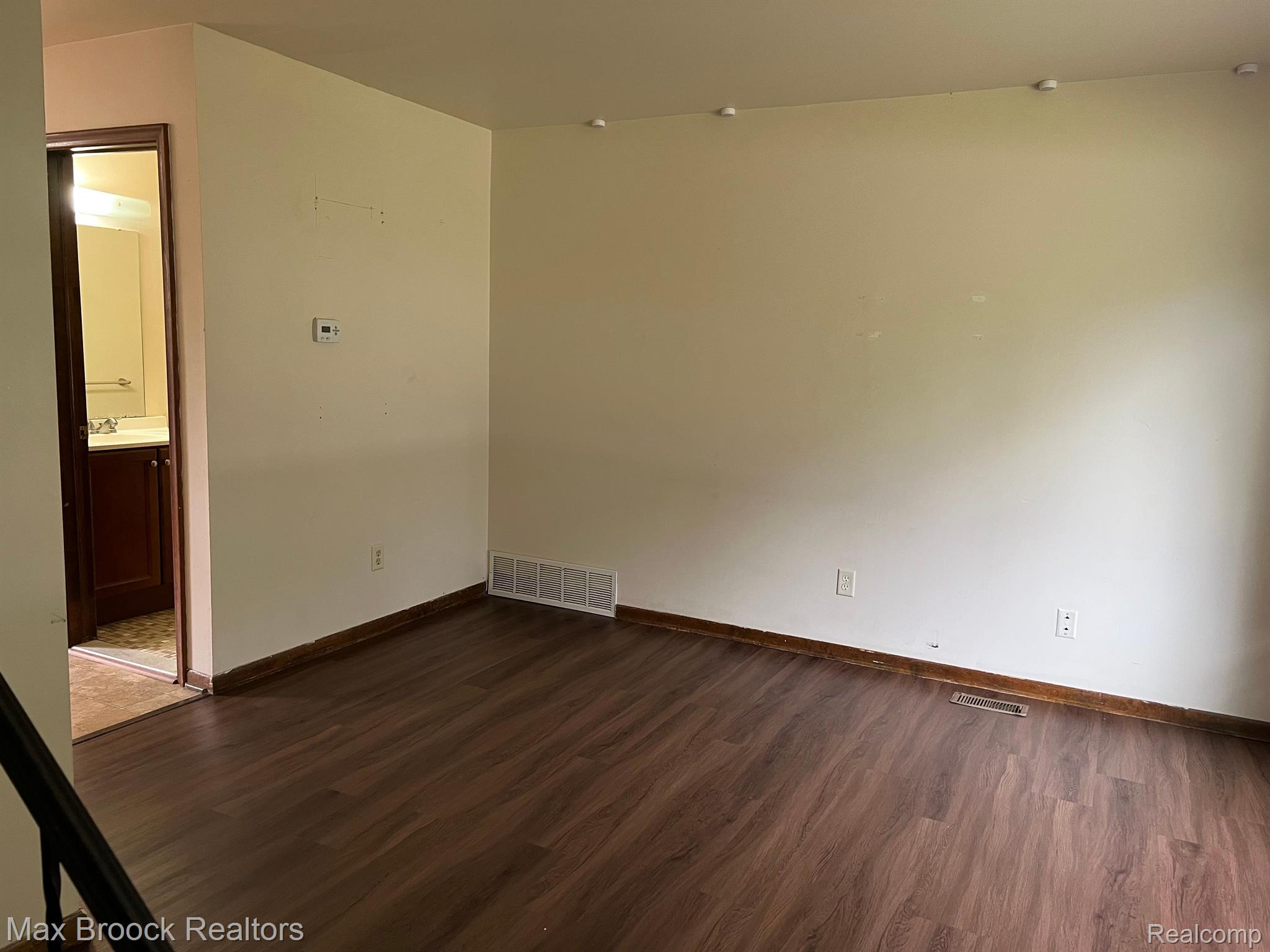 5133 CASS ELIZABETH Road