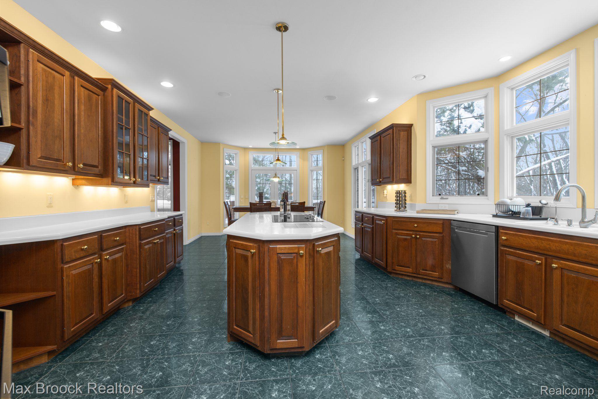 3447 JOSSMAN Hills