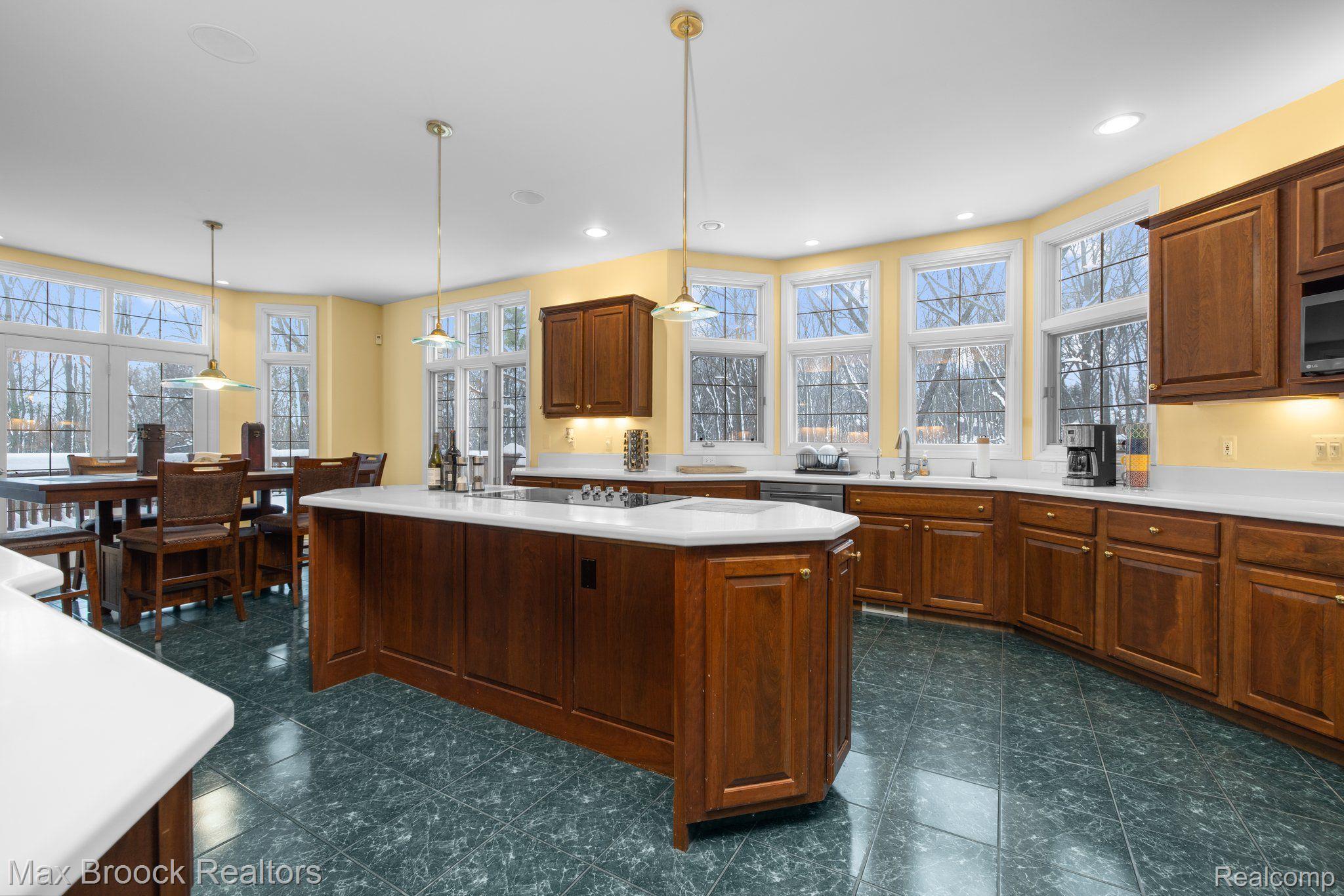3447 JOSSMAN Hills