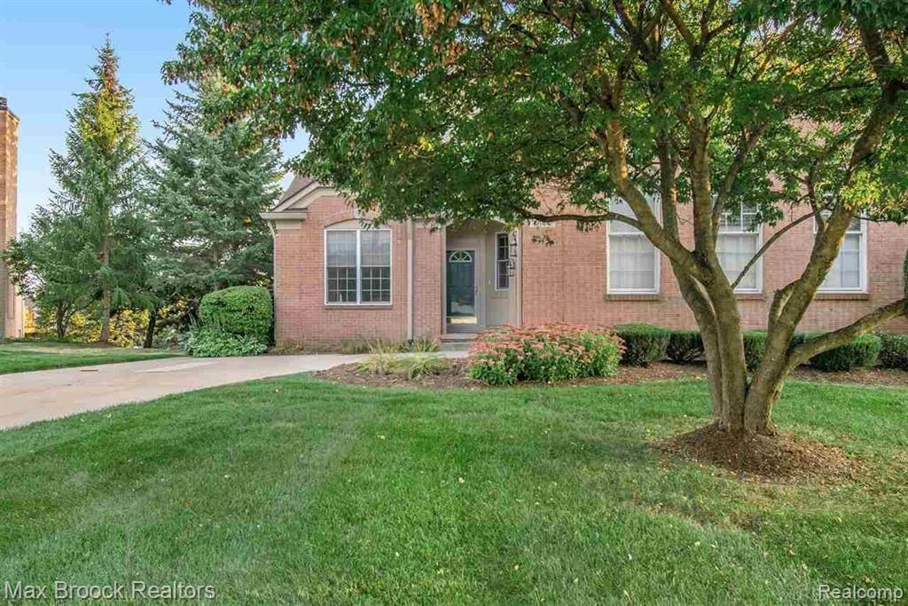 1644 BOULDER Court