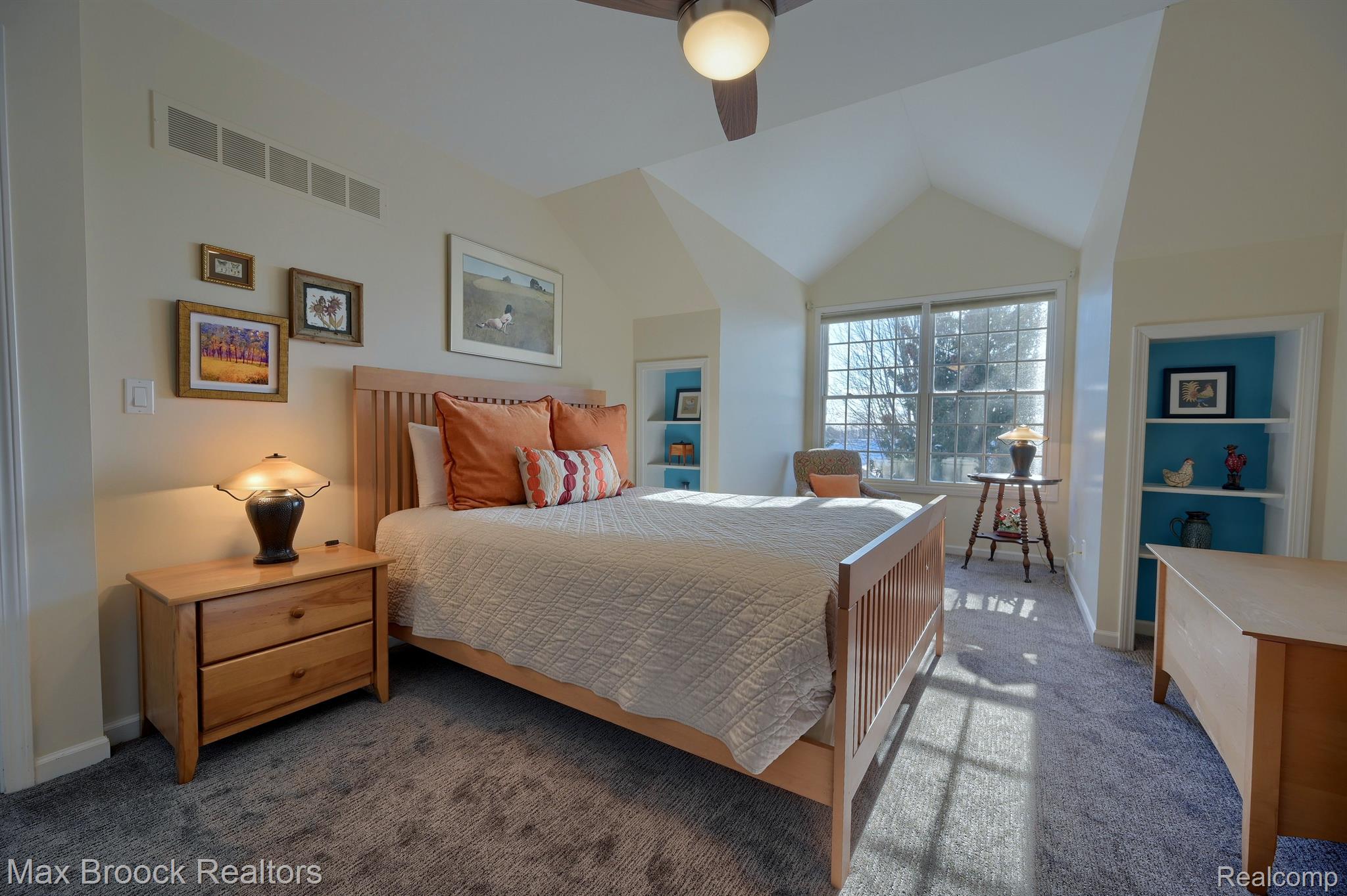 1644 BOULDER Court