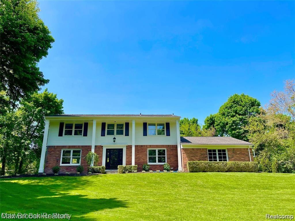 3880 LAHSER Road