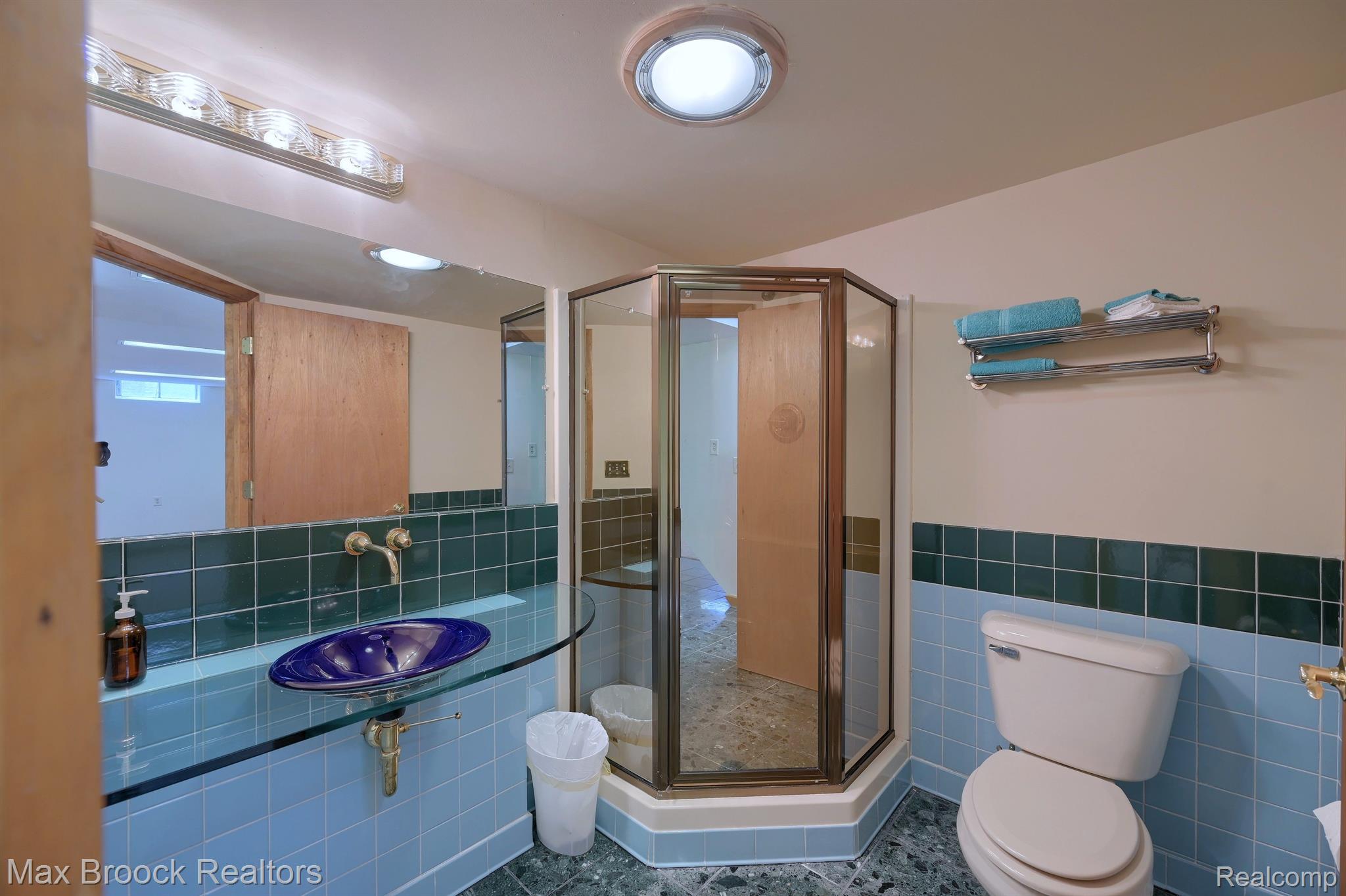 5269 POND BLUFF Drive