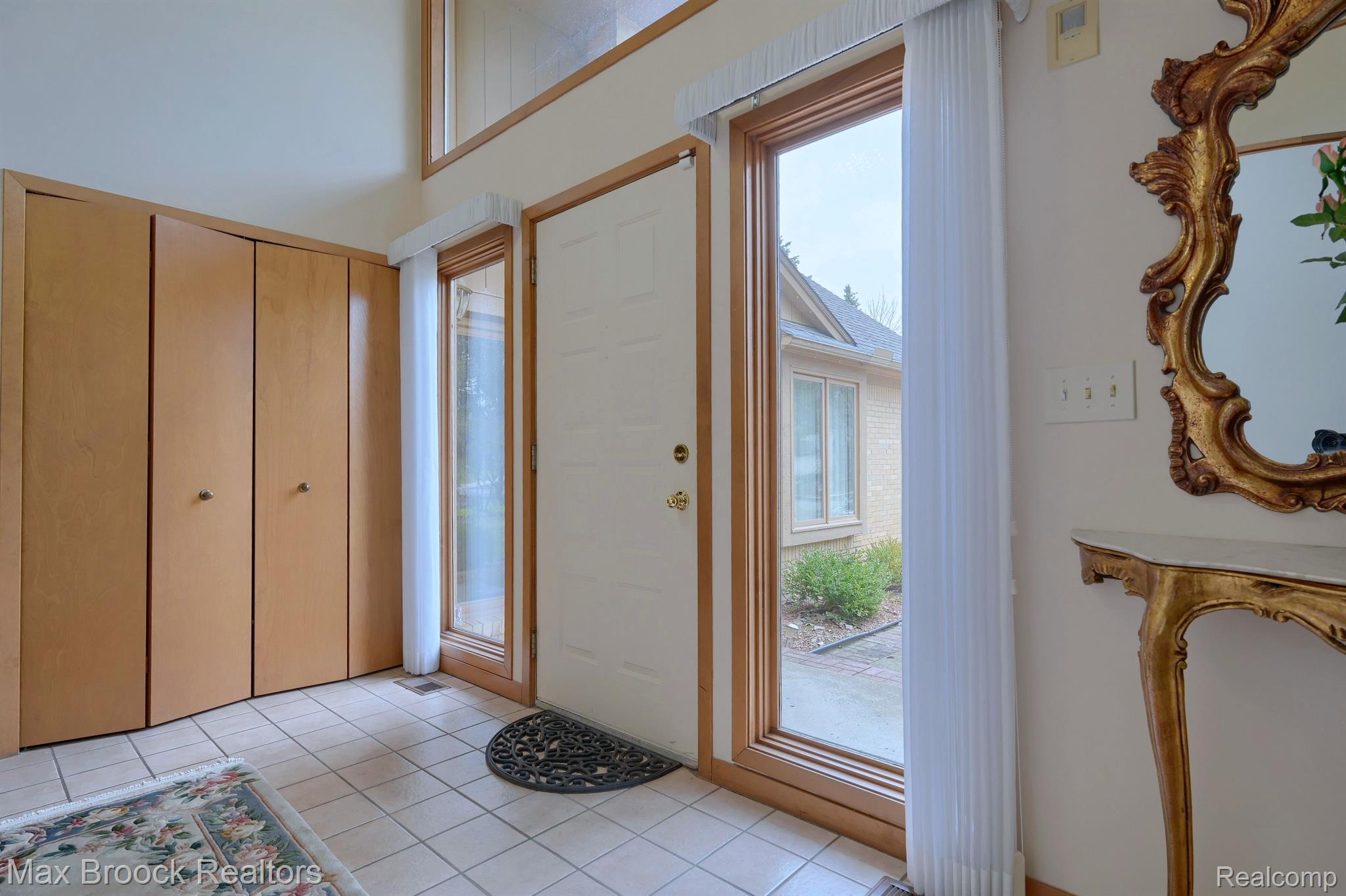 5269 POND BLUFF Drive