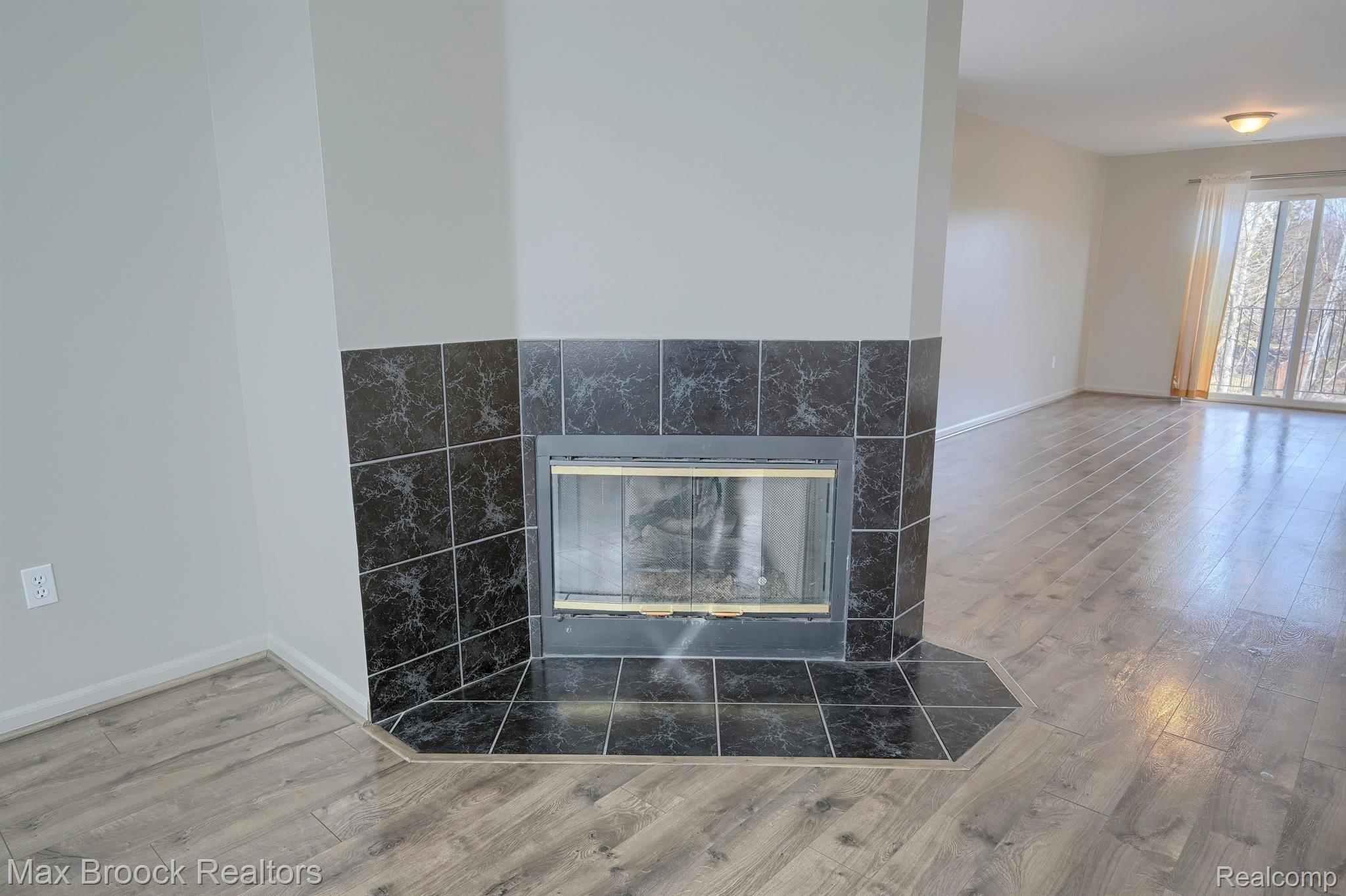 1504 MARYLAND CLUB Drive
