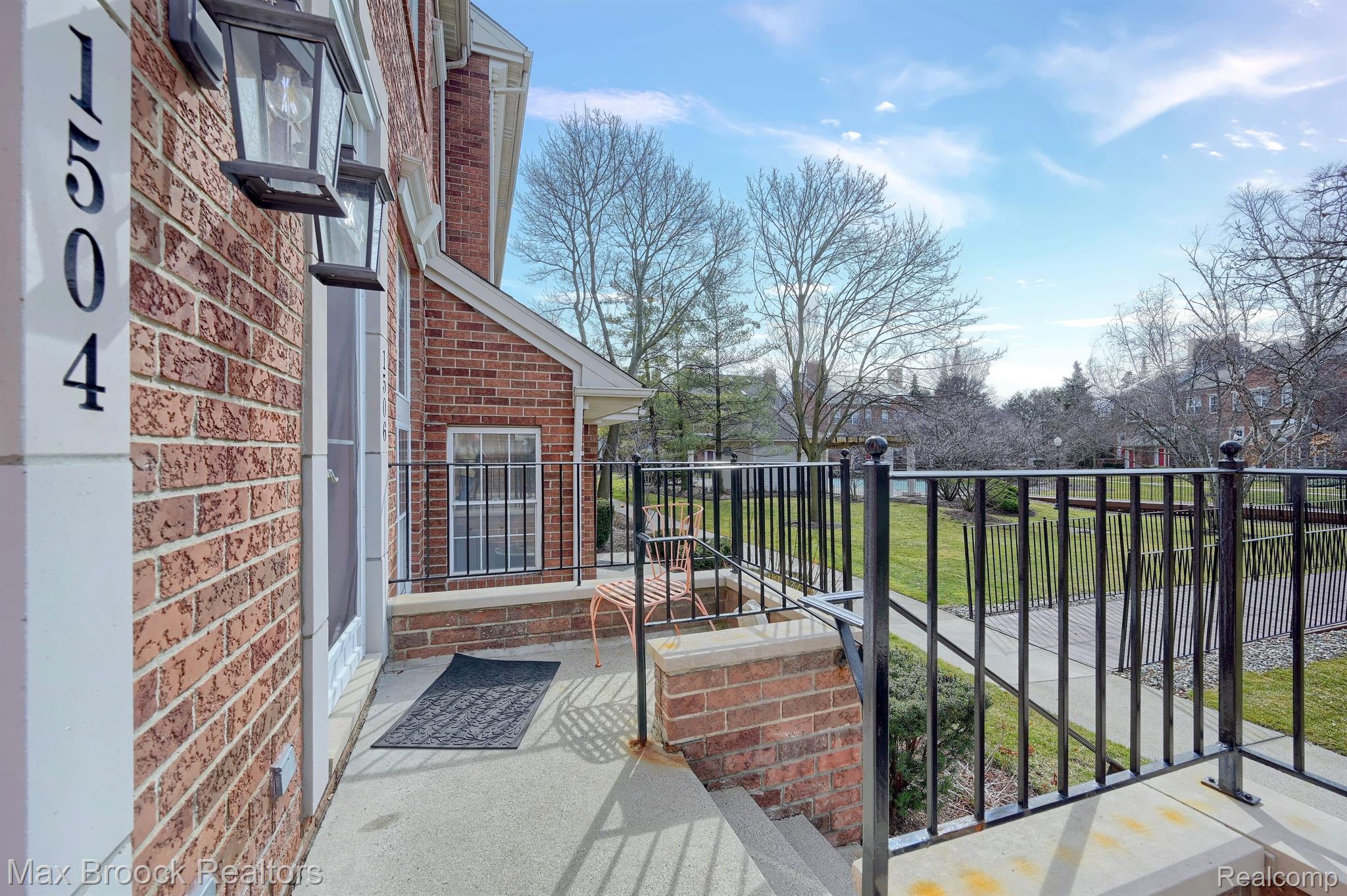 1504 MARYLAND CLUB Drive