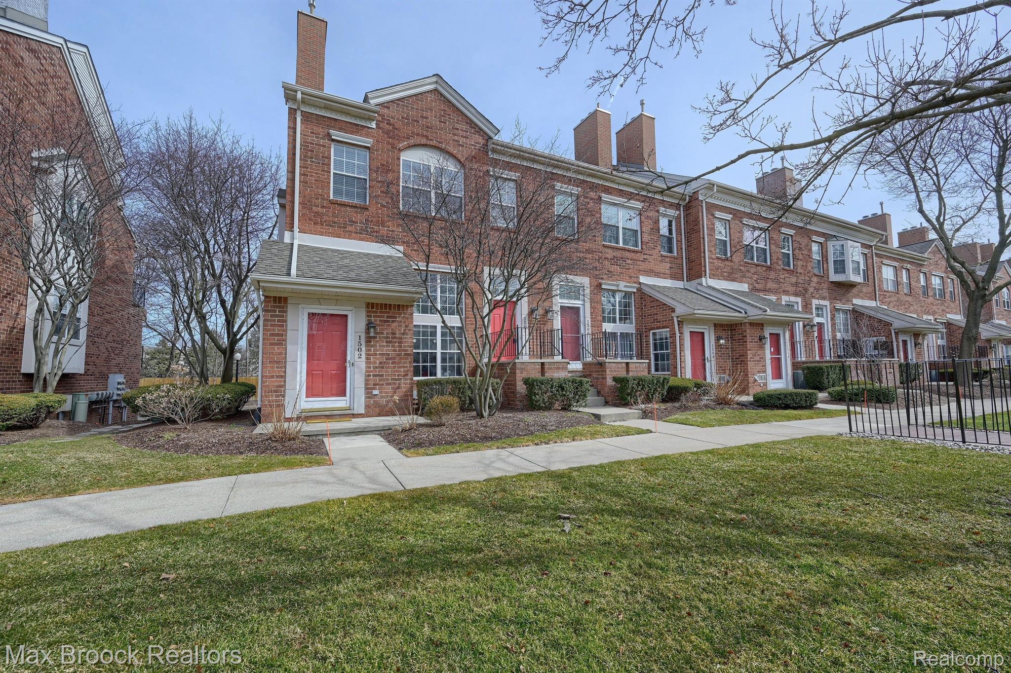 1504 MARYLAND CLUB Drive