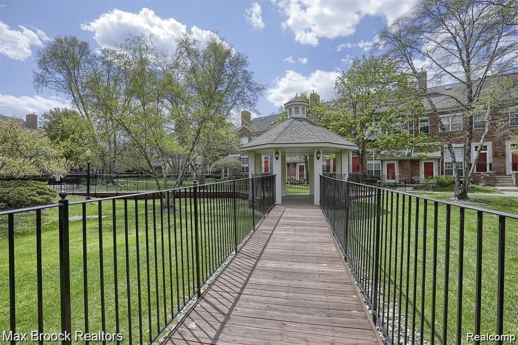 1504 MARYLAND CLUB Drive