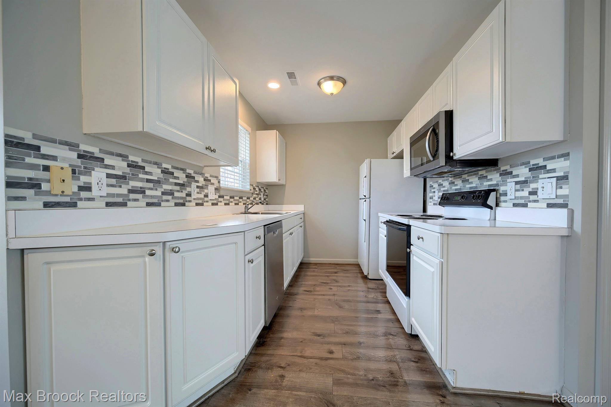 1504 MARYLAND CLUB Drive