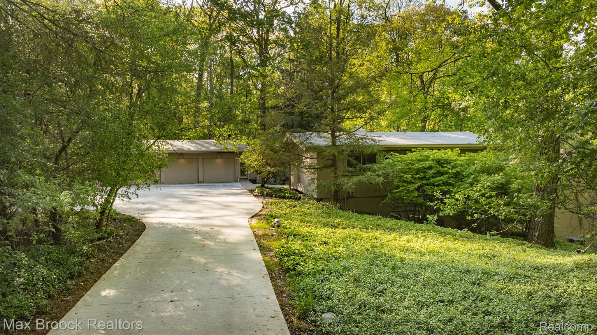 4366 RISDON Court