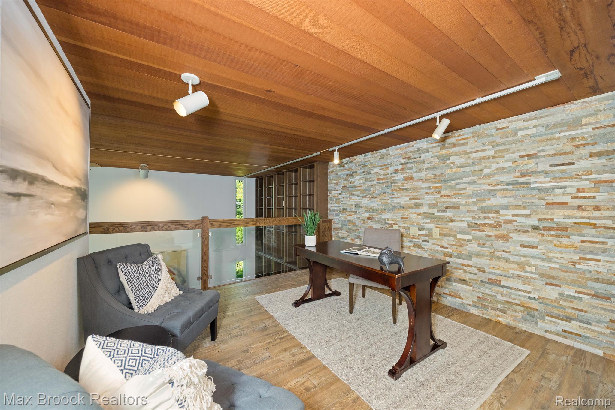 4366 RISDON Court