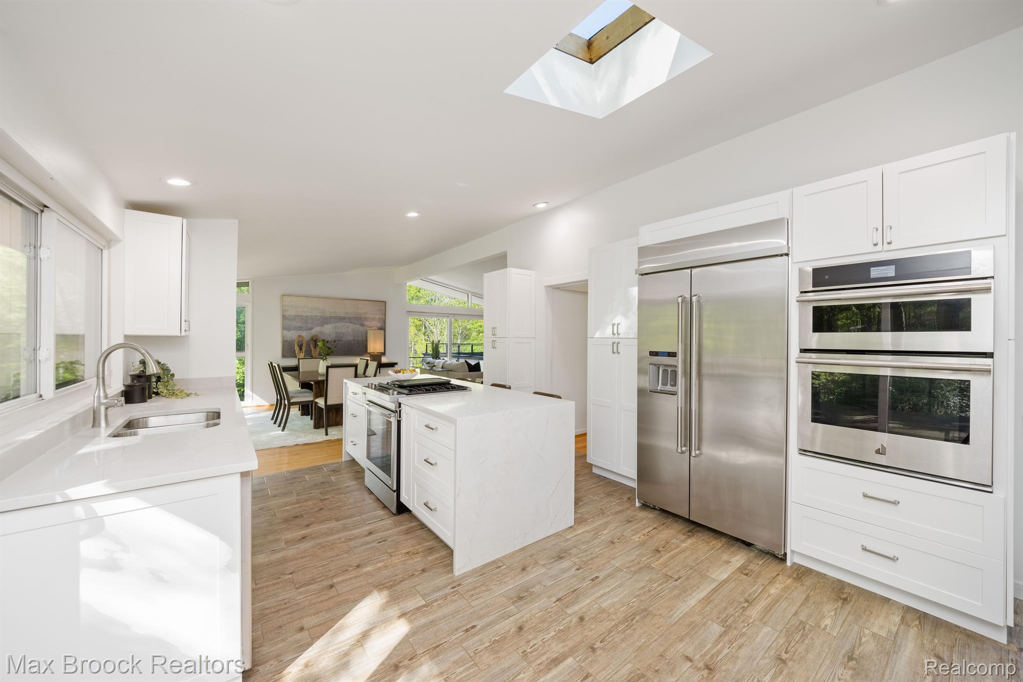 4366 RISDON Court