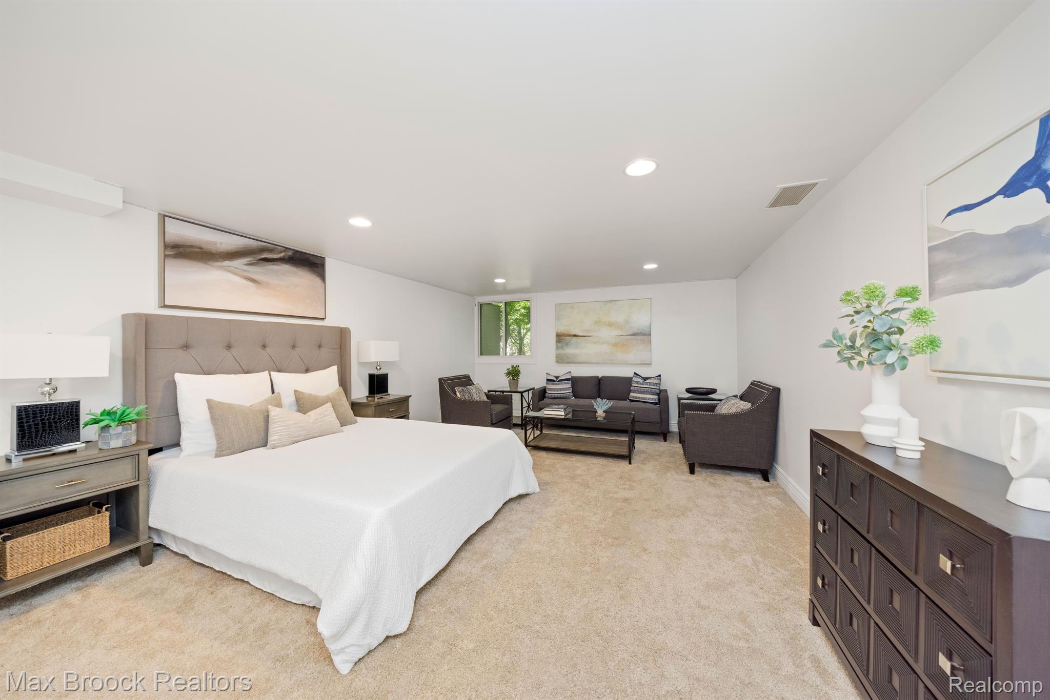 4366 RISDON Court