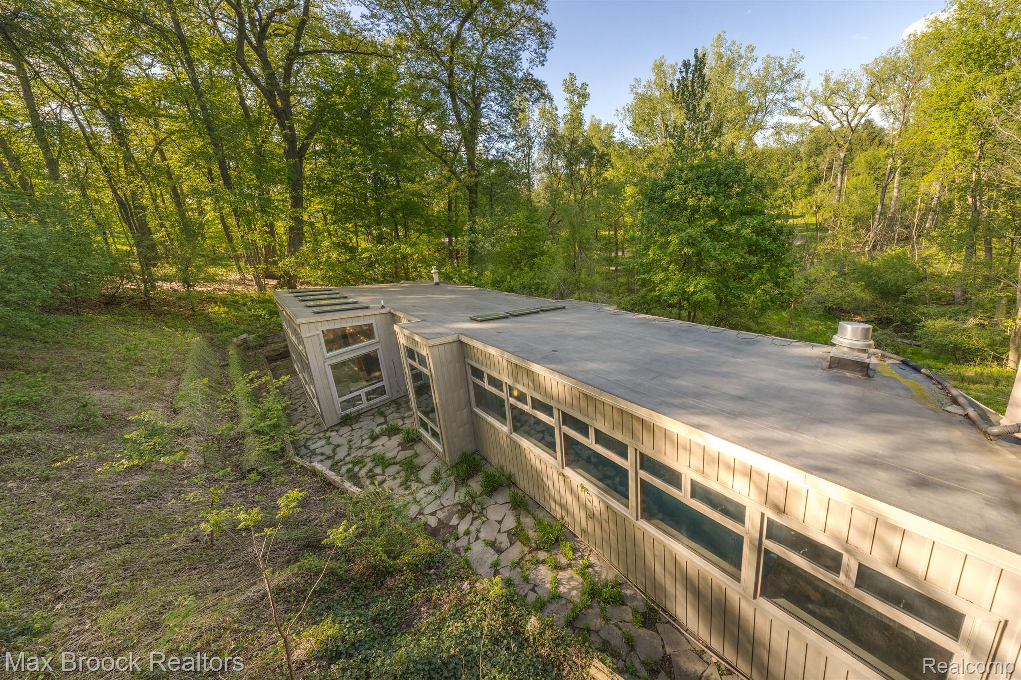4366 RISDON Court