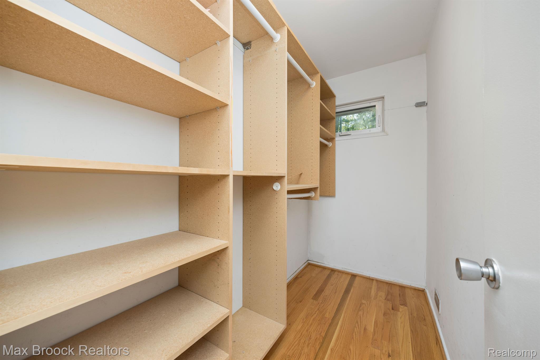 4366 RISDON Court