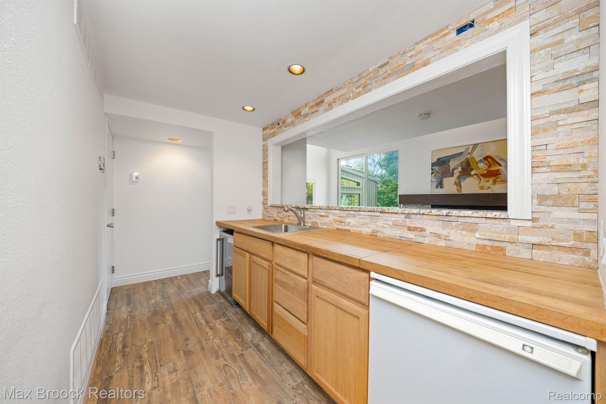 4366 RISDON Court