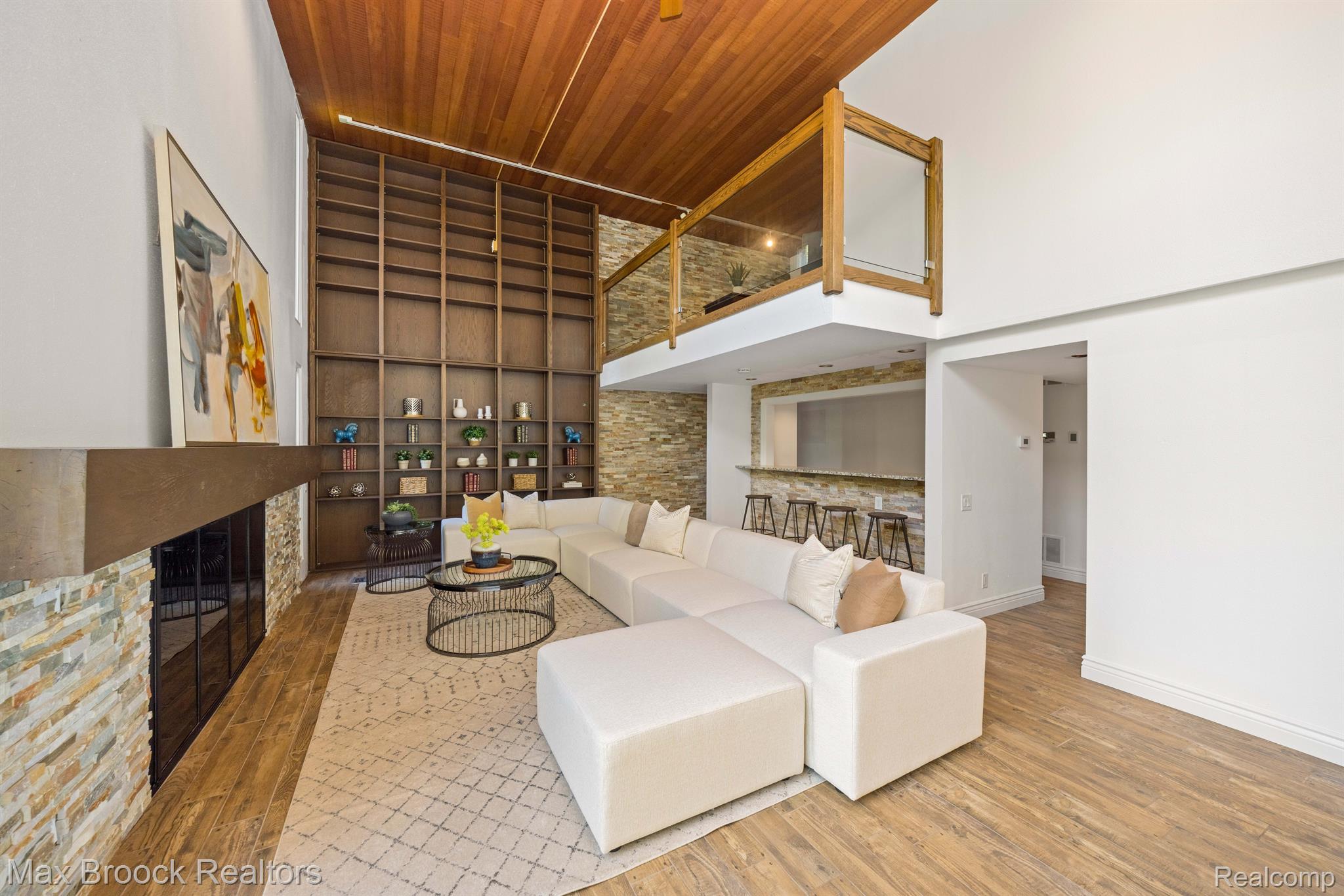 4366 RISDON Court
