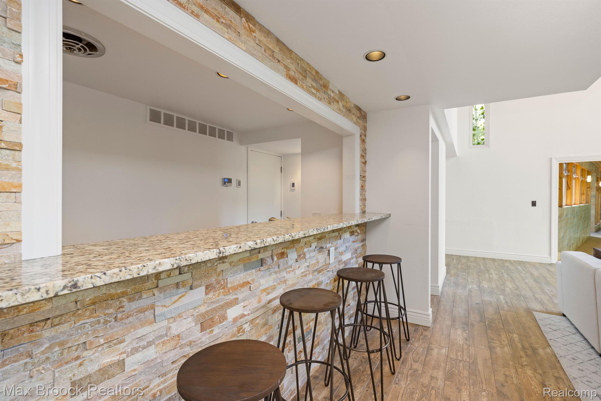 4366 RISDON Court