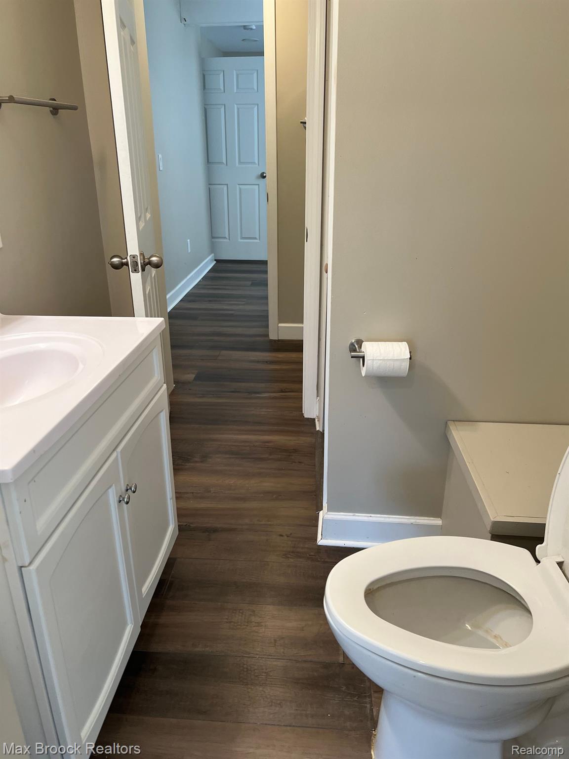 4235 CASS ELIZABETH UNIT A Road
