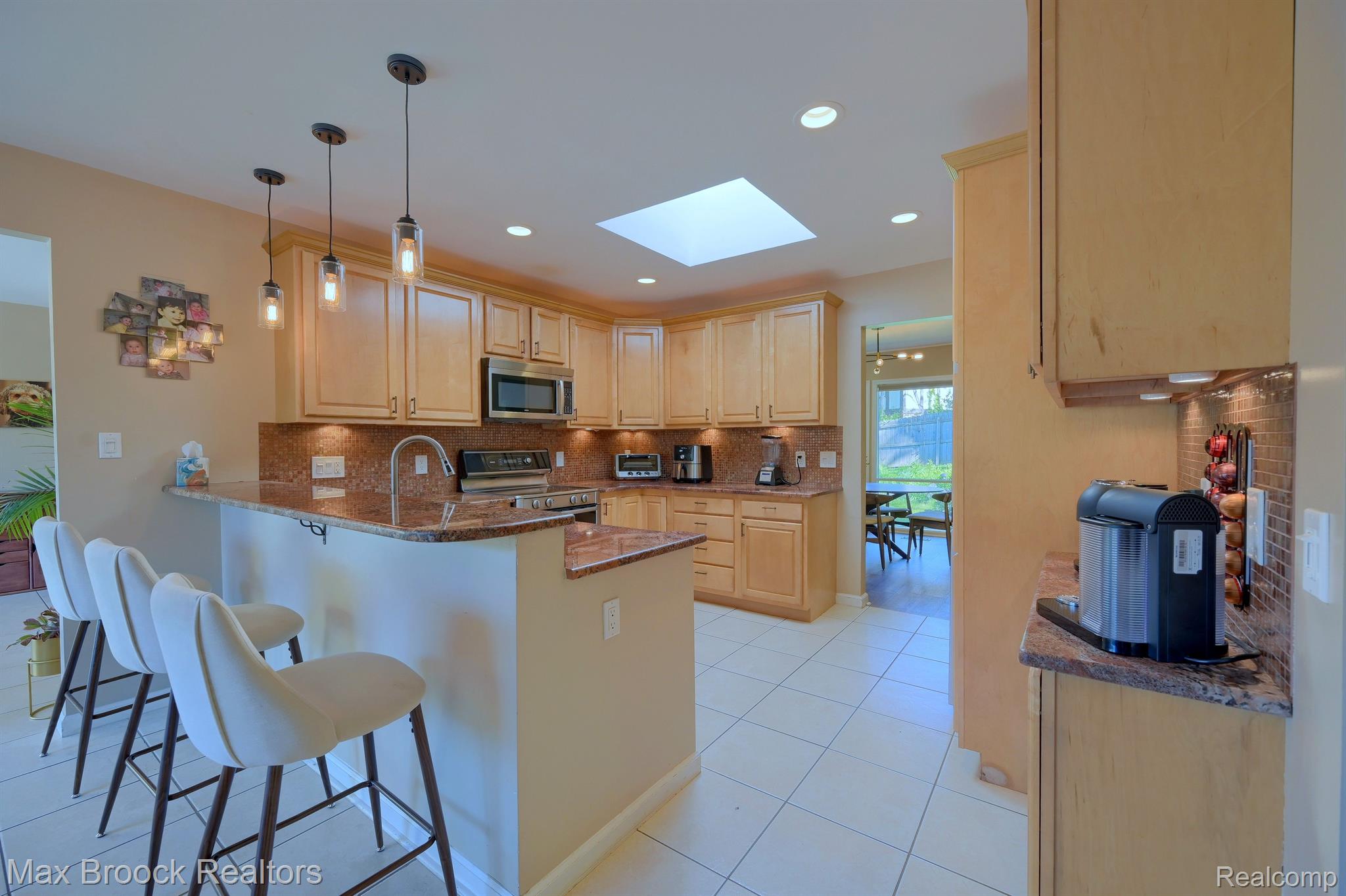 3156 WOODLAND RIDGE Drive