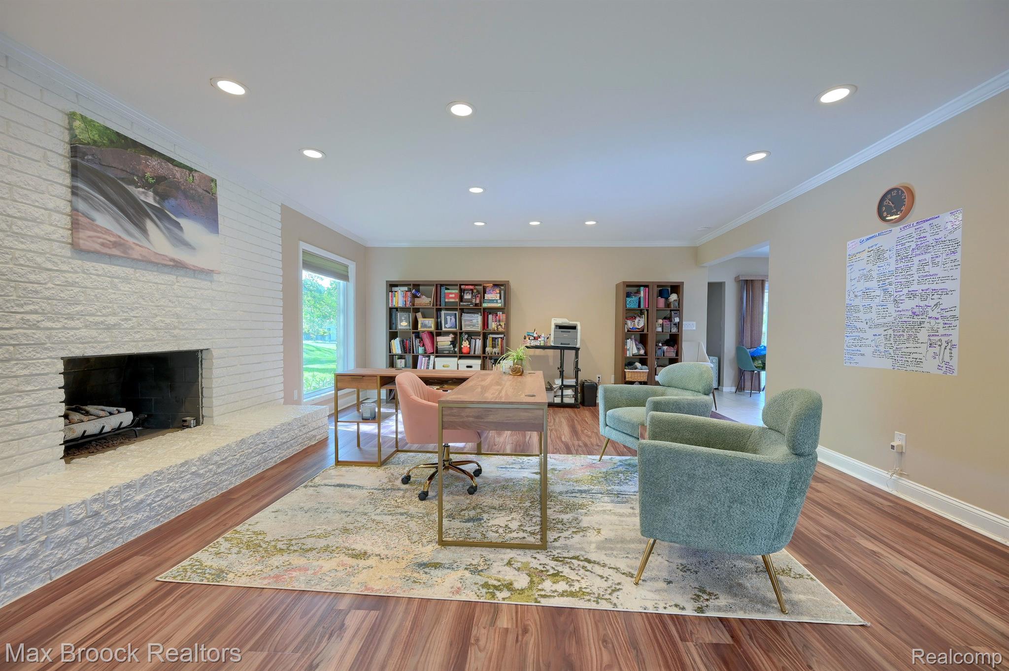 3156 WOODLAND RIDGE Drive