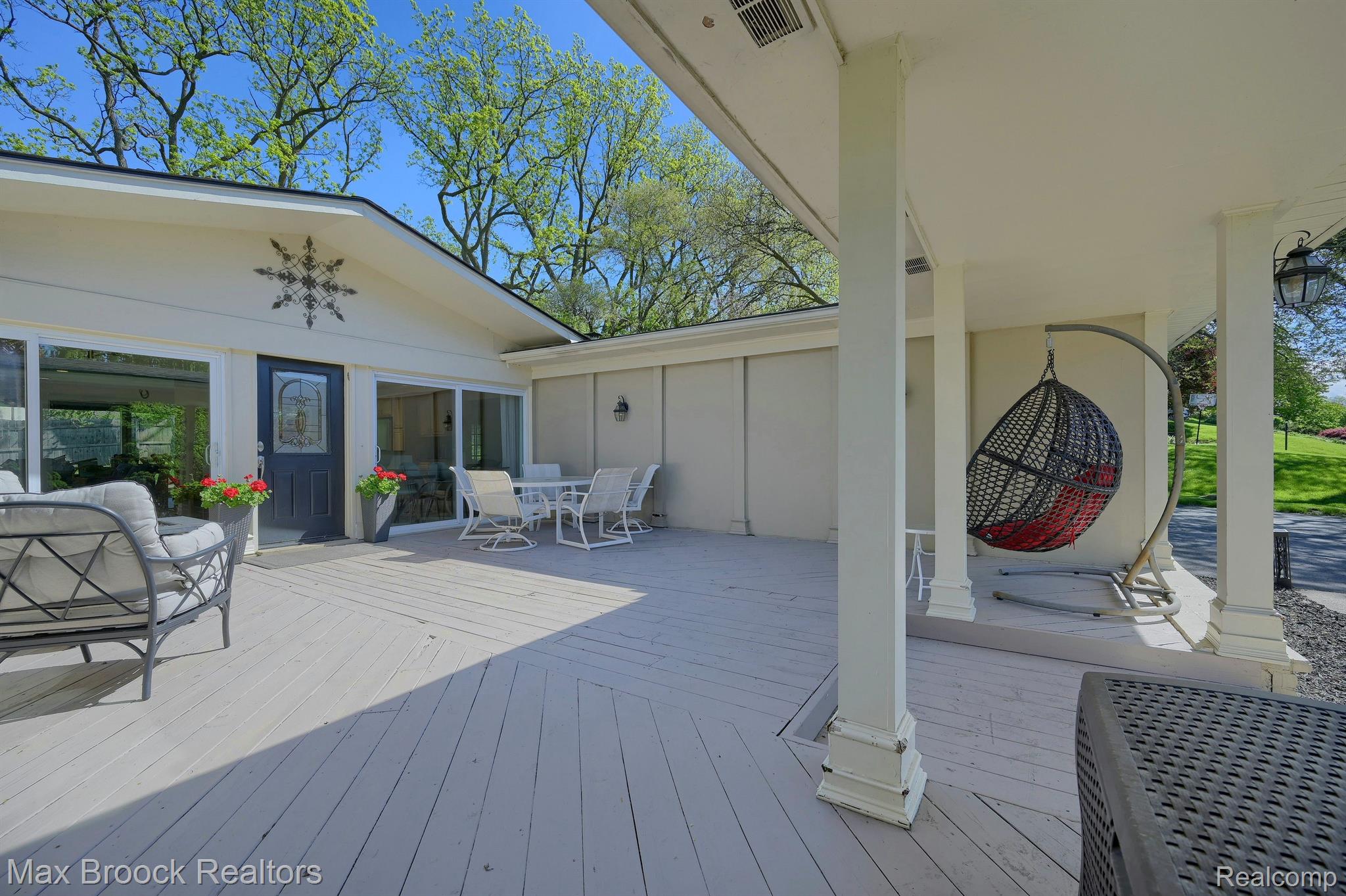 3156 WOODLAND RIDGE Drive