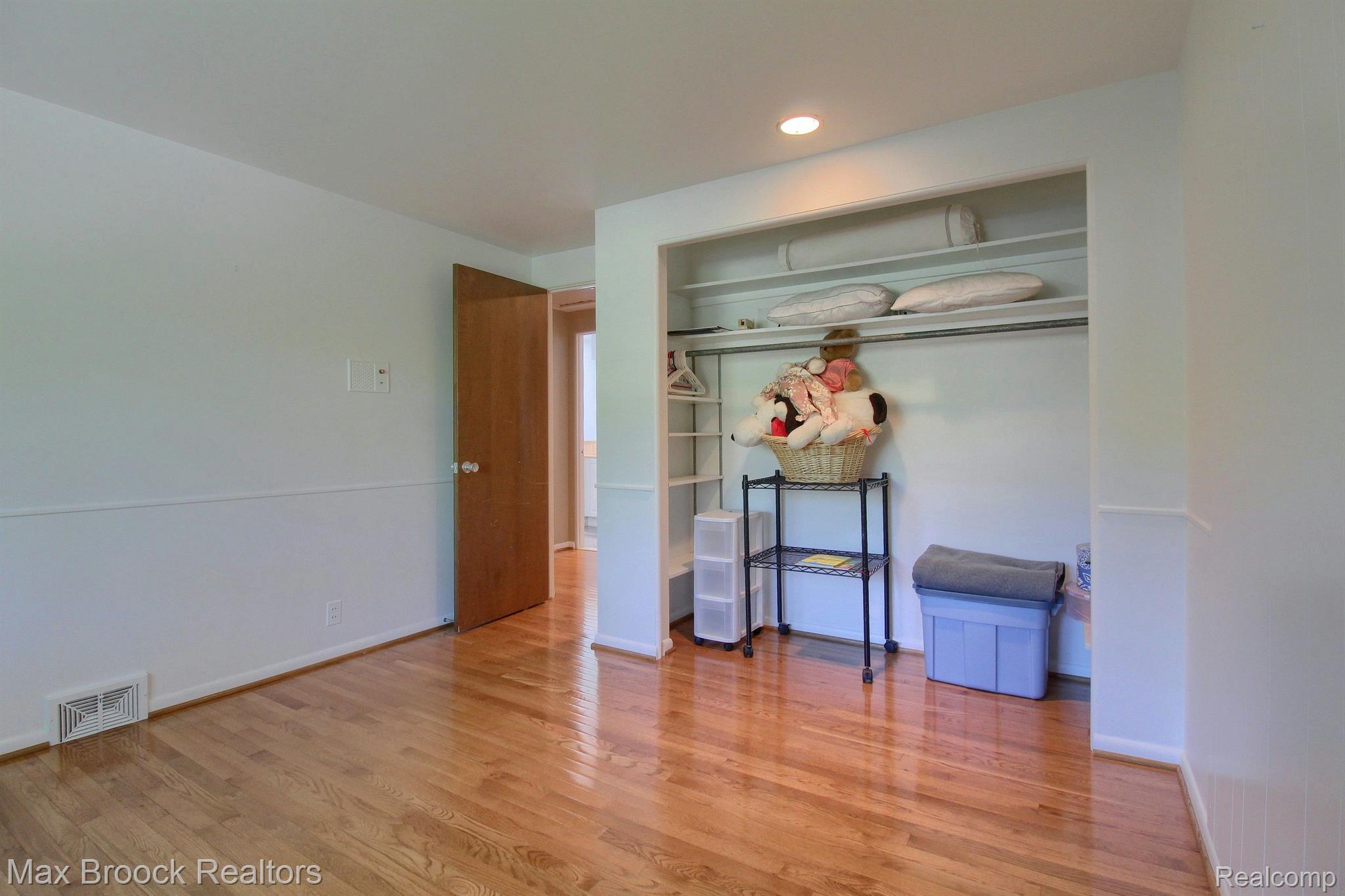 5379 KELLEN Lane