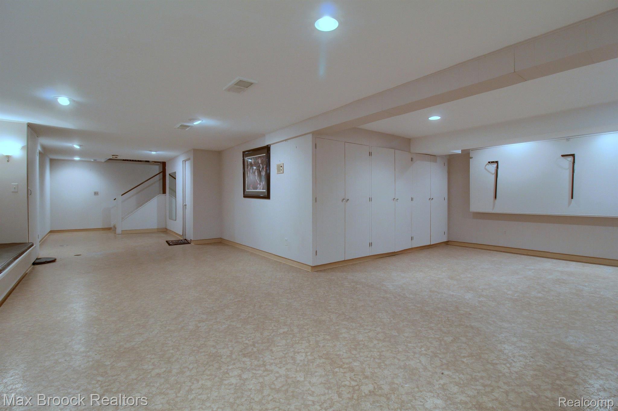 5379 KELLEN Lane
