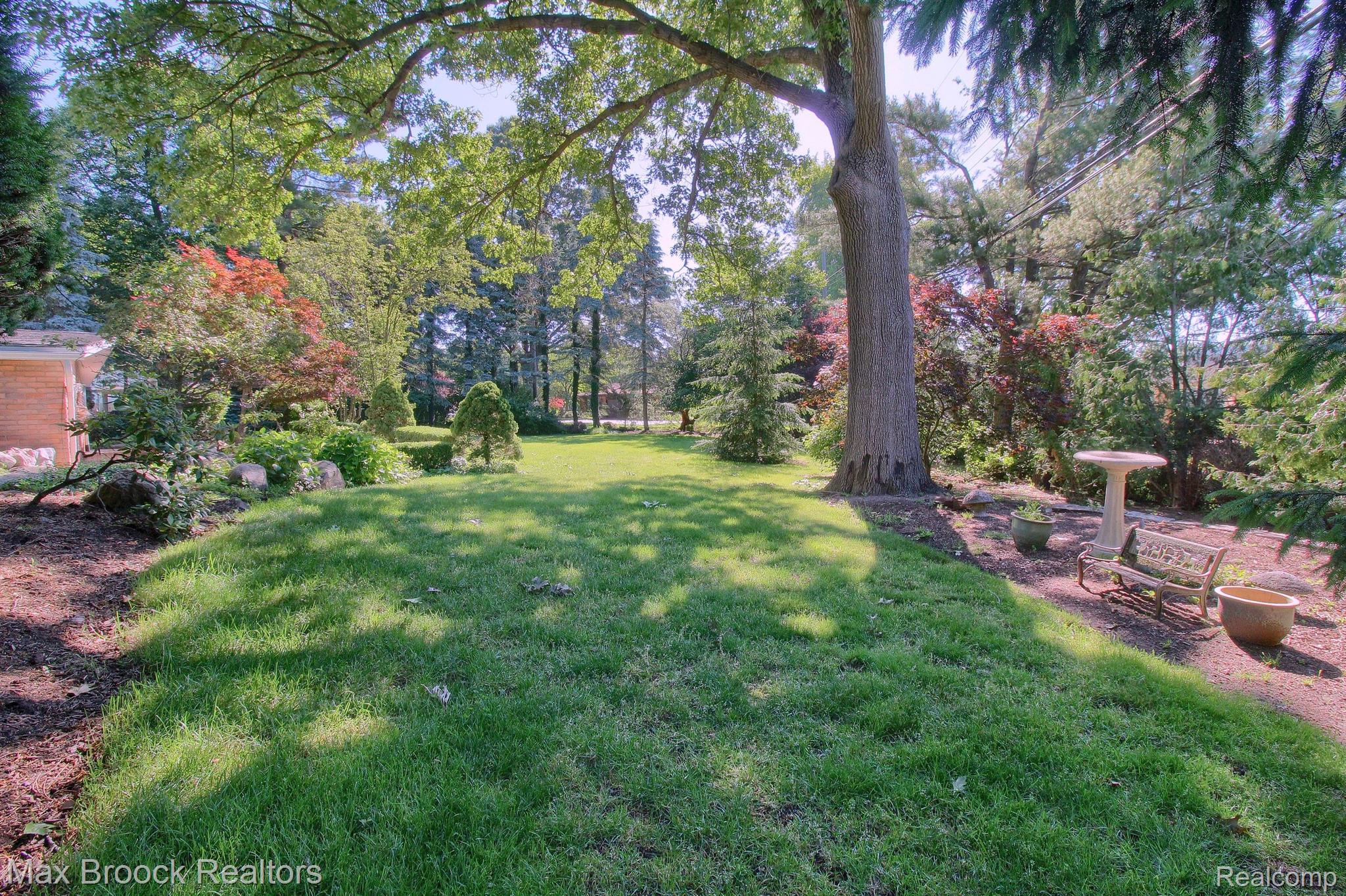 5379 KELLEN Lane