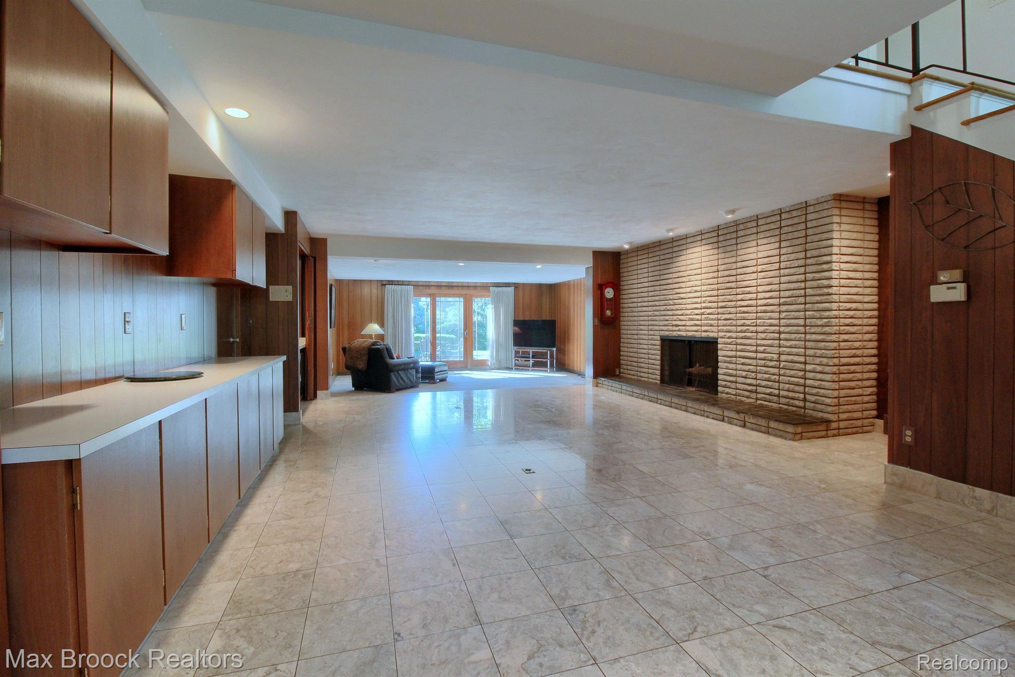 5379 KELLEN Lane