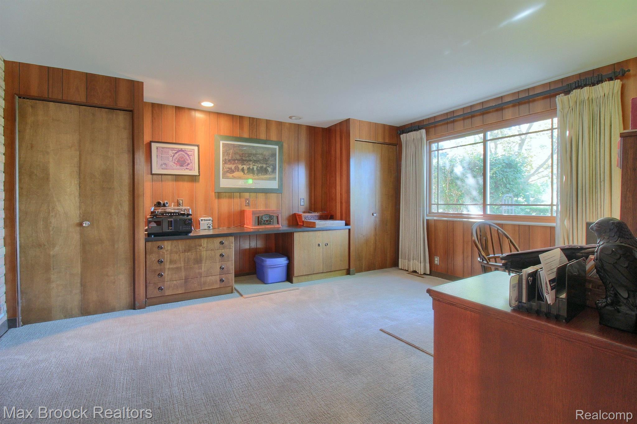 5379 KELLEN Lane