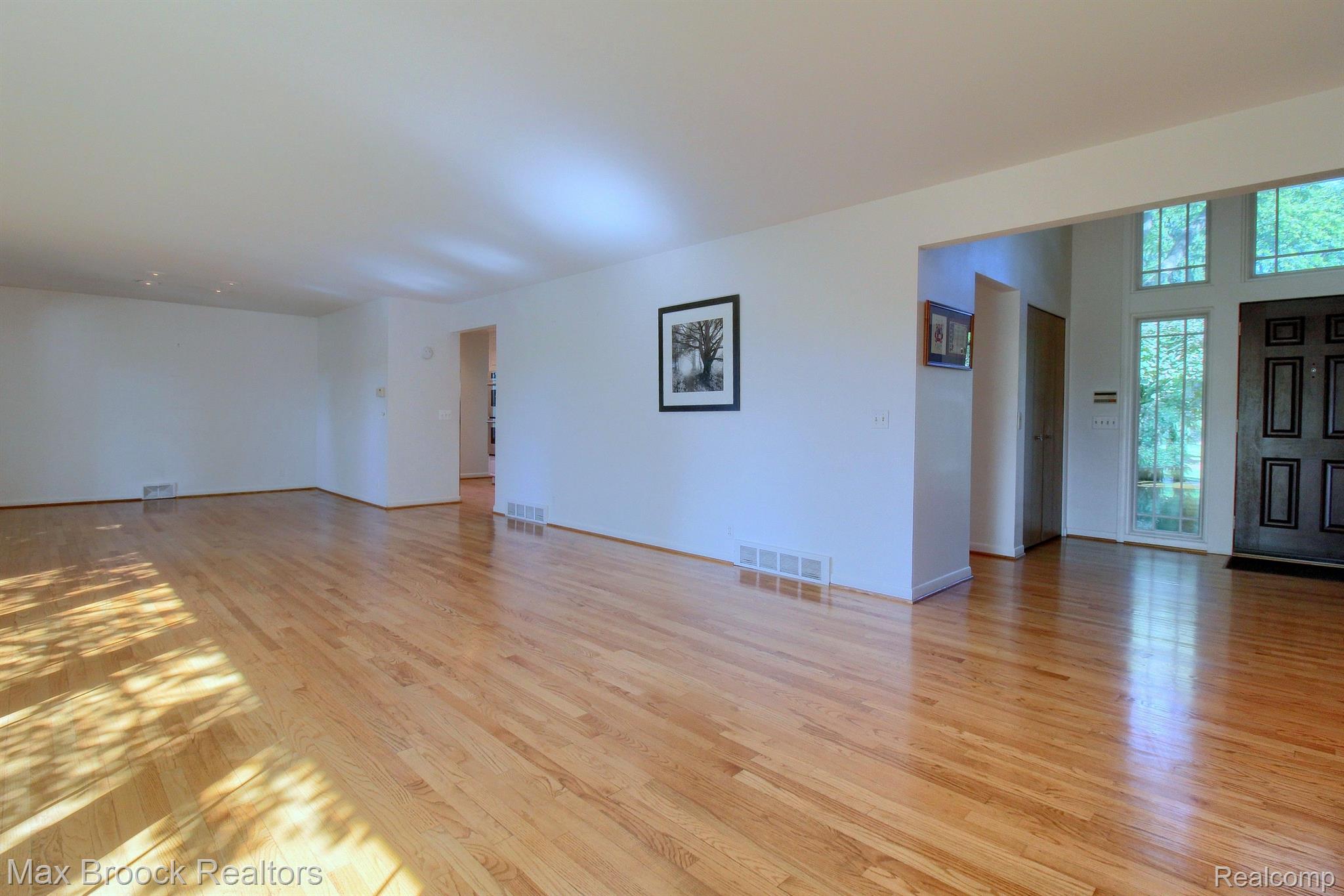 5379 KELLEN Lane