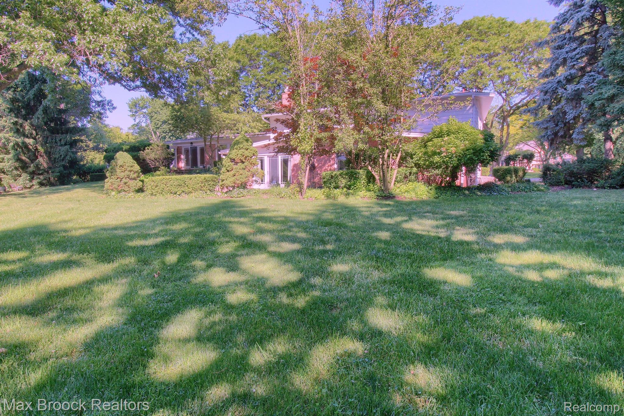 5379 KELLEN Lane