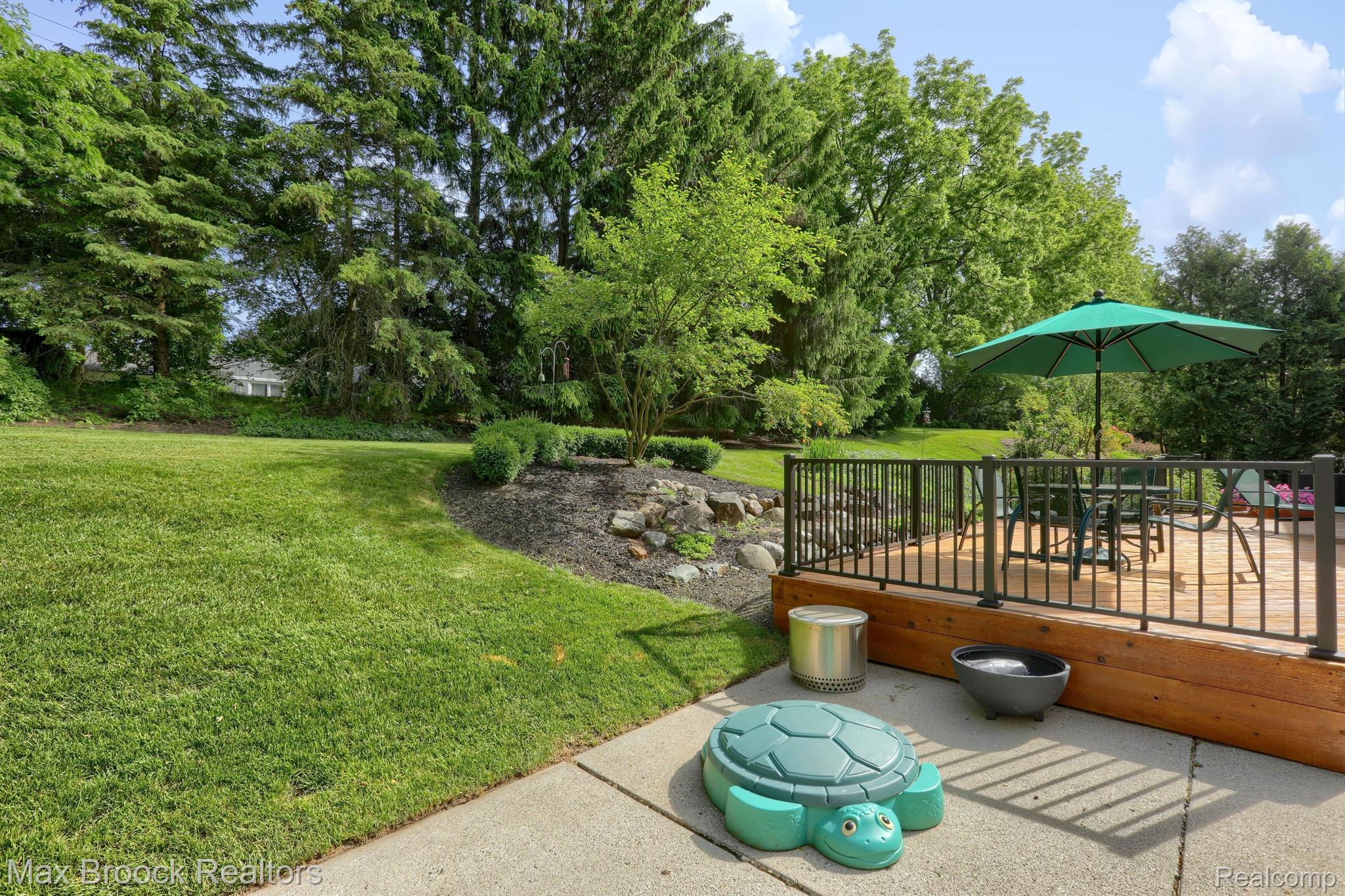 4530 WALDEN Drive