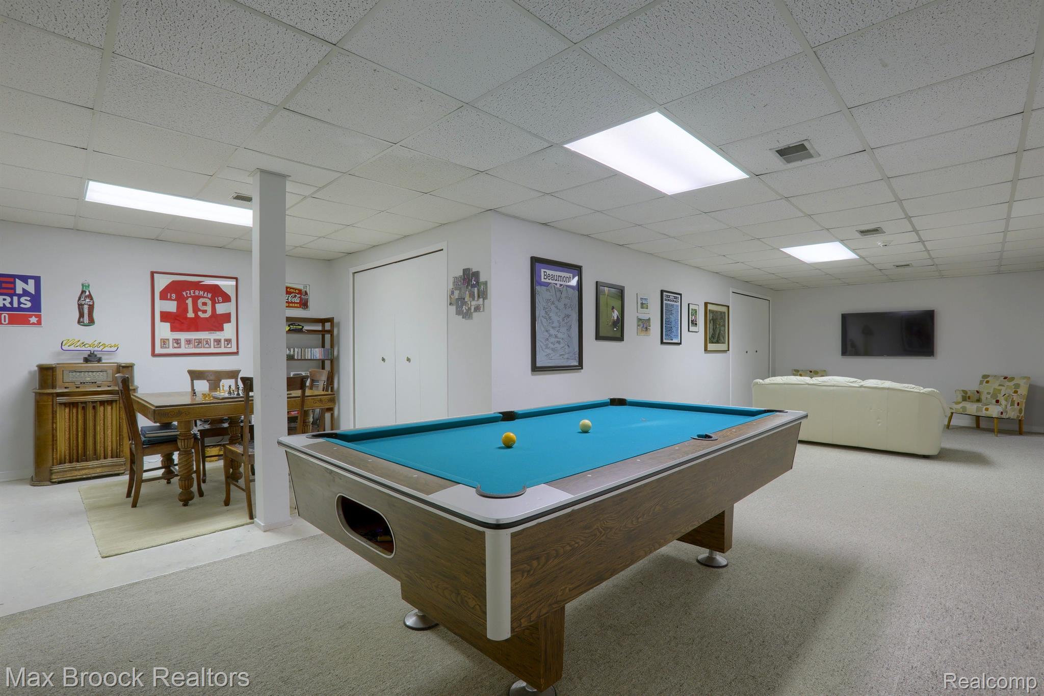 4530 WALDEN Drive